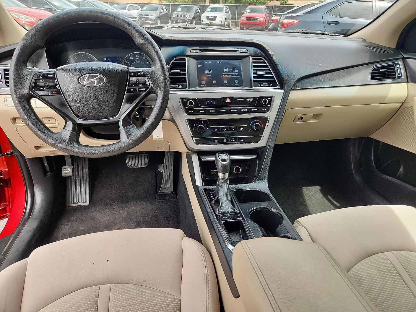 2017 RED /Beige - BB Hyundai Sonata Sport (5NPE34AF8HH) with an 2.4L I-4 gasoline direct injection, DOHC, D-CVVT variable valve control, regular unleaded, engine with 185HP engine, located at 4110 Avenue Q, Lubbock, 79412, 33.556553, -101.855820 - Photo#6