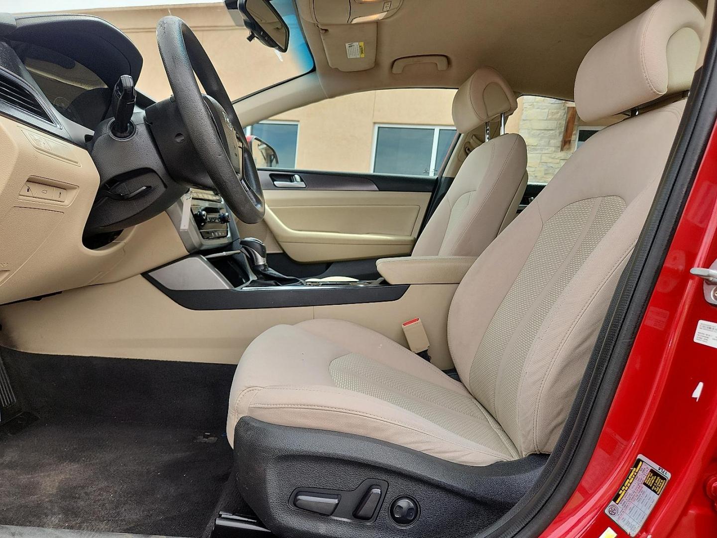 2017 RED /Beige - BB Hyundai Sonata Sport (5NPE34AF8HH) with an 2.4L I-4 gasoline direct injection, DOHC, D-CVVT variable valve control, regular unleaded, engine with 185HP engine, located at 4110 Avenue Q, Lubbock, 79412, 33.556553, -101.855820 - Photo#7