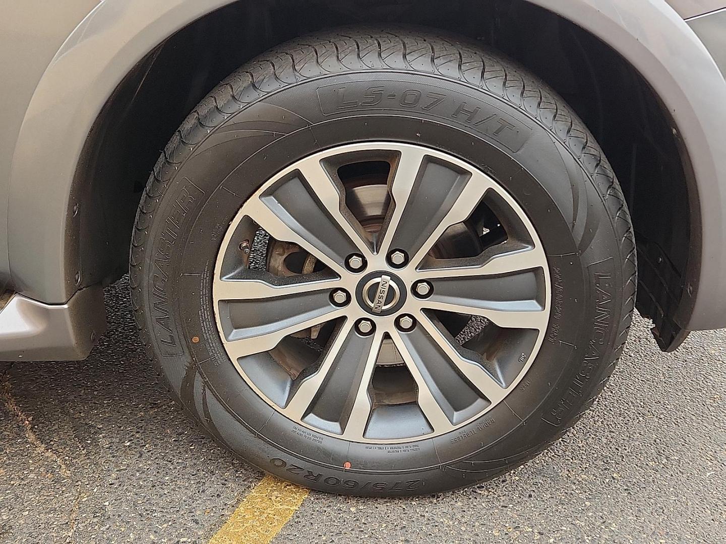 2020 GRAY /Black - G Nissan Armada SL 4WD (JN8AY2NCXLX) with an 5.6L V-8 gasoline direct injection, DOHC, variable valve control, regular unleaded, engine with 390HP engine, located at 4110 Avenue Q, Lubbock, 79412, 33.556553, -101.855820 - 04/28/2026 KEY IN ENVELOPE GOD - Photo#4