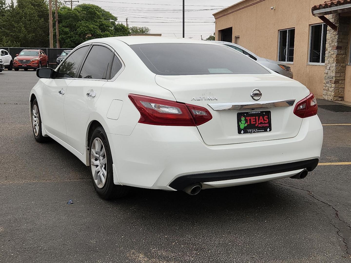 2018 WHITE /Charcoal - G Nissan Altima 2.5 S (1N4AL3AP8JC) with an 2.5L I-4 DOHC, variable valve control, regular unleaded, engine with 179HP engine, located at 4110 Avenue Q, Lubbock, 79412, 33.556553, -101.855820 - 05/02/2026 KEY IN ENVELOPE GOD - Photo#2