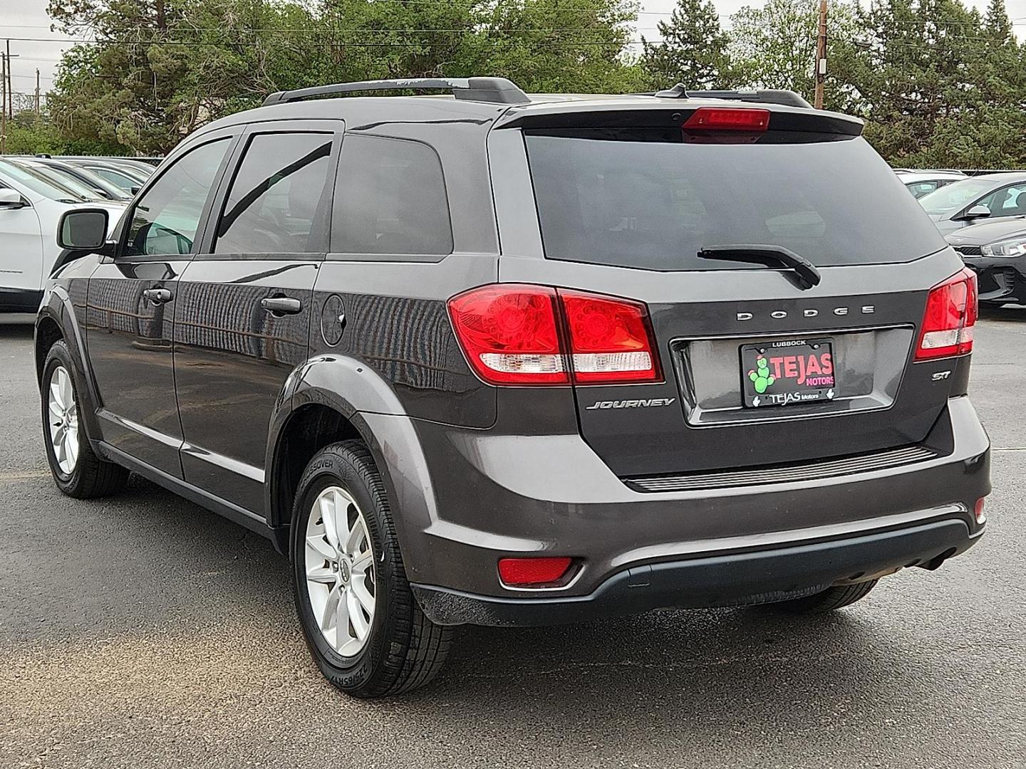 2017 GRAY` /Black - X9 Dodge Journey SXT (3C4PDCBB4HT) with an Tigershark MultiAir 2.4L I-4 DOHC, variable valve control, regular unleaded, engine with 173HP engine, located at 4110 Avenue Q, Lubbock, 79412, 33.556553, -101.855820 - 05/02/2026 KEY IN ENVELOPE GOD - Photo#2
