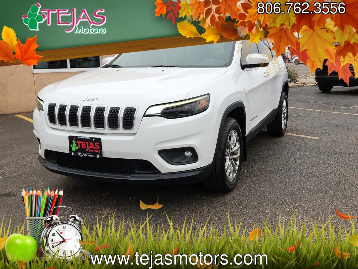 2019 WHITE /Black - X9 Jeep Cherokee Latitude FWD (1C4PJLCB0KD) with an MultiAir2 Tigershark 2.4L I-4 variable valve control, regular unleaded, engine with 180HP engine, located at 4110 Avenue Q, Lubbock, 79412, 33.556553, -101.855820 - 05/02/2026 KEY IN ENVELOPE GOD- Photo#1