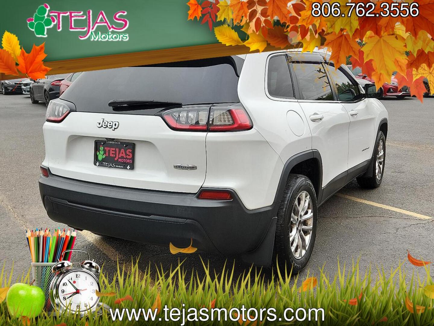 2019 WHITE /Black - X9 Jeep Cherokee Latitude FWD (1C4PJLCB0KD) with an MultiAir2 Tigershark 2.4L I-4 variable valve control, regular unleaded, engine with 180HP engine, located at 4110 Avenue Q, Lubbock, 79412, 33.556553, -101.855820 - 05/02/2026 KEY IN ENVELOPE GOD- Photo#3
