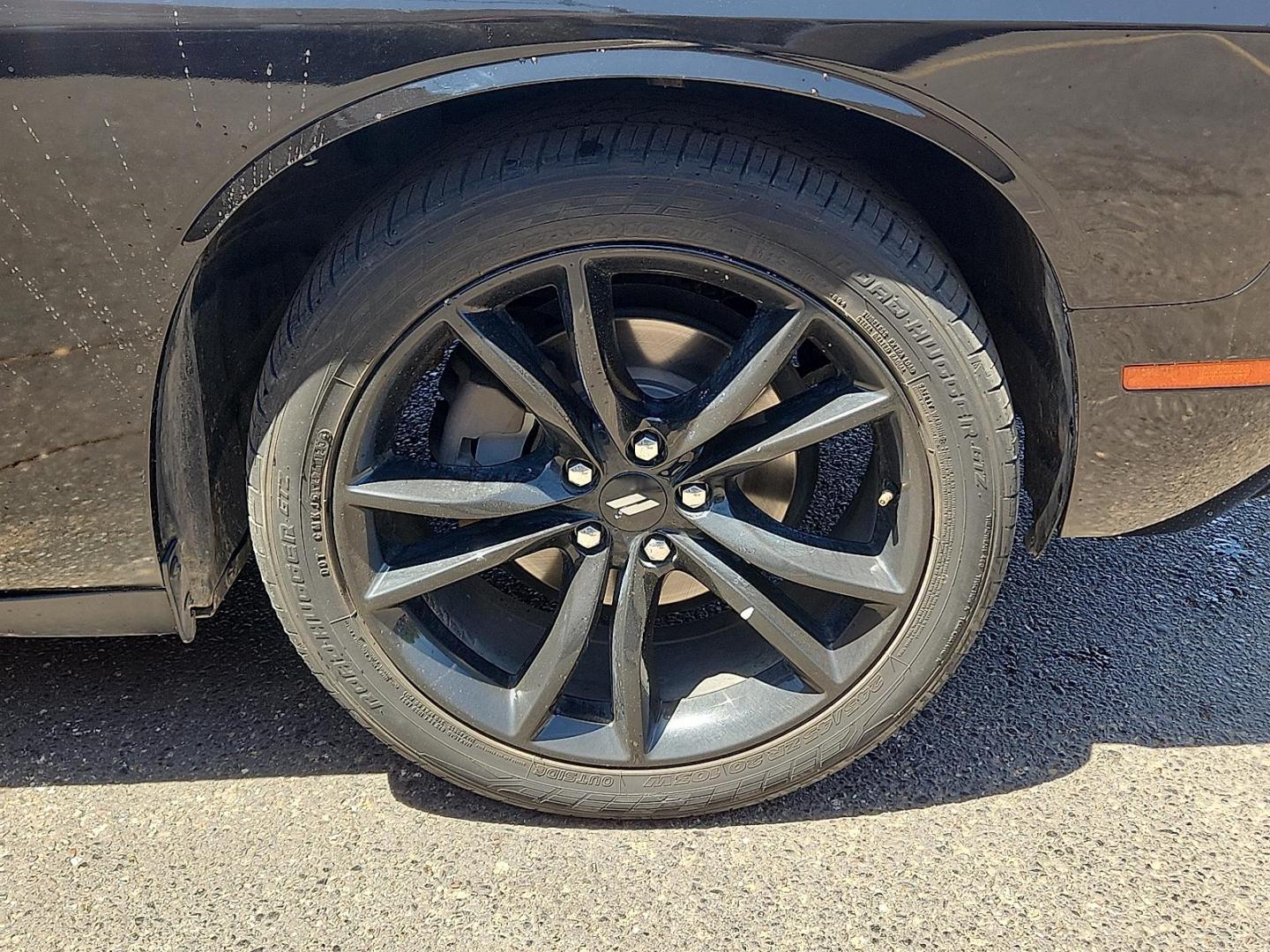 2018 BLACK /Black - X9 Dodge Challenger SXT (2C3CDZAG5JH) with an Pentastar 3.6L V-6 DOHC, variable valve control, regular unleaded, engine with 305HP engine, located at 4110 Avenue Q, Lubbock, 79412, 33.556553, -101.855820 - Photo#4