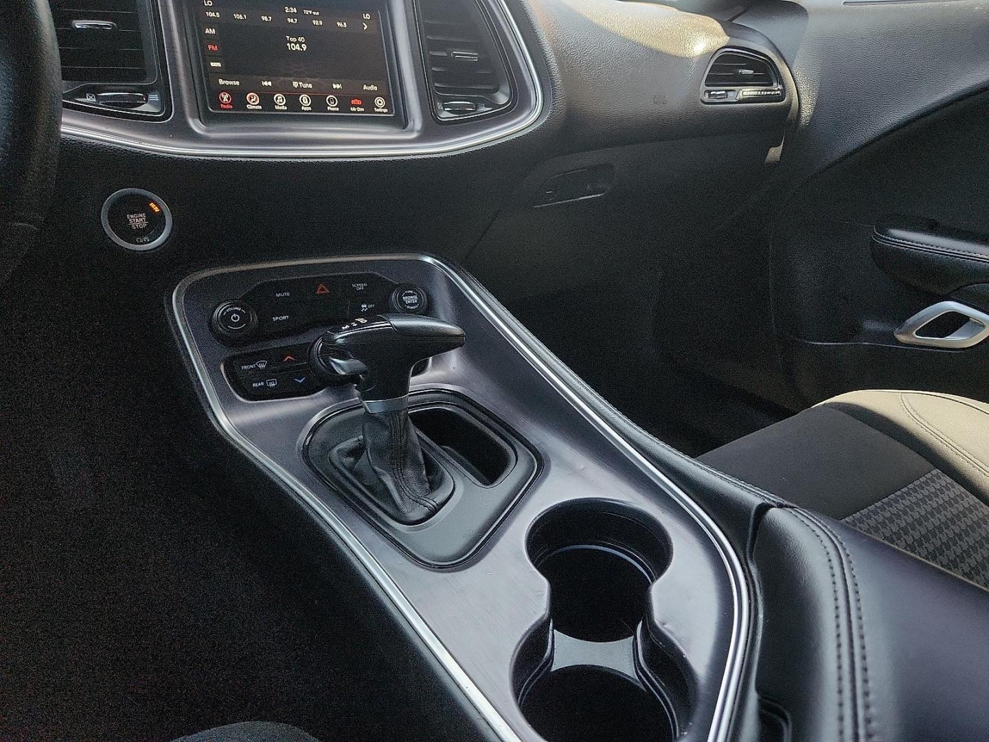 2018 BLACK /Black - X9 Dodge Challenger SXT (2C3CDZAG5JH) with an Pentastar 3.6L V-6 DOHC, variable valve control, regular unleaded, engine with 305HP engine, located at 4110 Avenue Q, Lubbock, 79412, 33.556553, -101.855820 - Photo#11