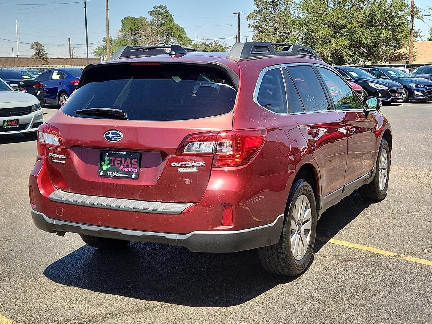 2017 RED /Warm Ivory - WIC50 Subaru Outback 2.5i Premium (4S4BSAHC1H3) with an 2.5L H-4 DOHC, variable valve control, regular unleaded, engine with 175HP engine, located at 4110 Avenue Q, Lubbock, 79412, 33.556553, -101.855820 - 05/07/2026 KEY IN ENVELOPE GOD - Photo#3