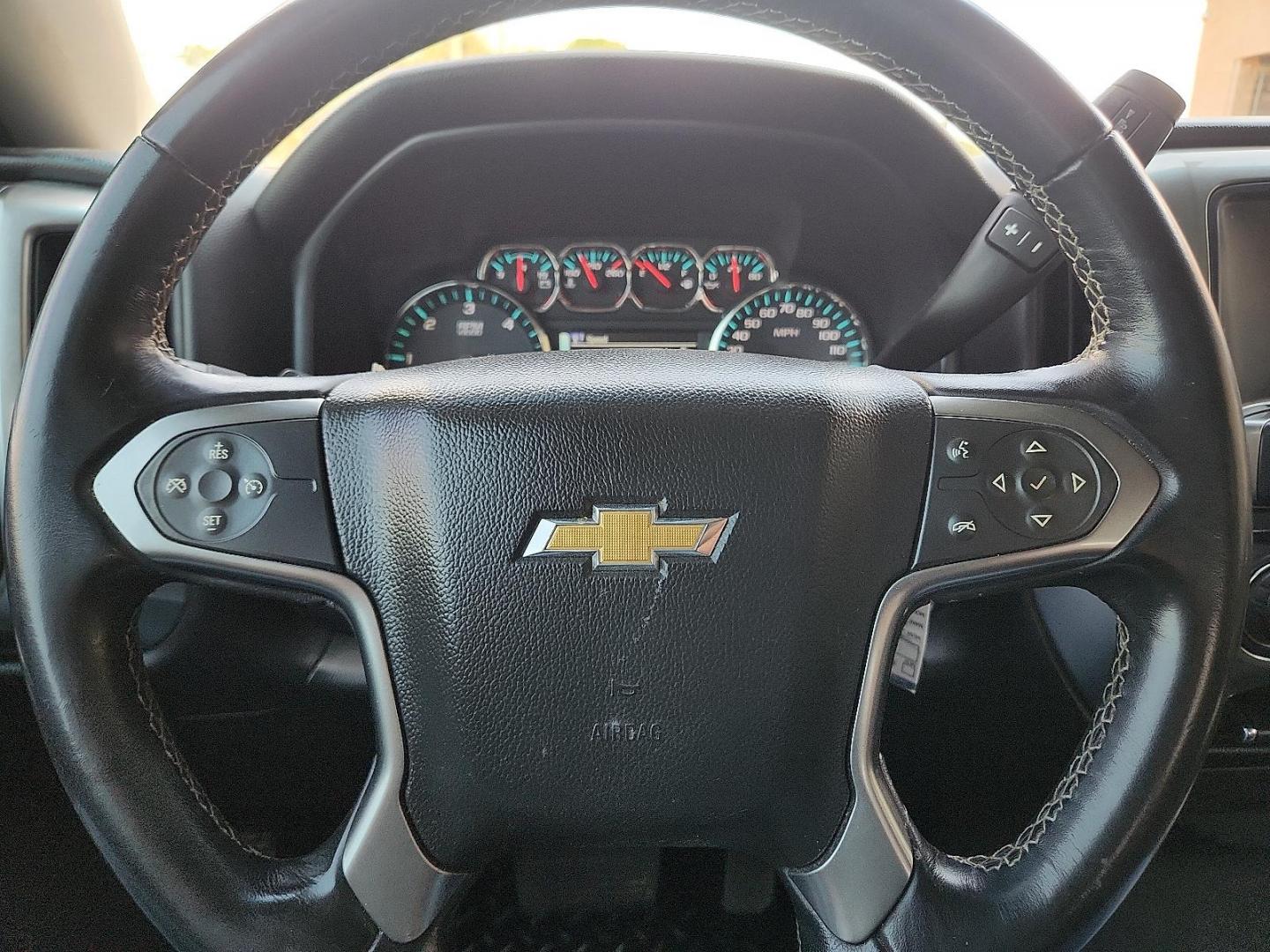 2018 GRAY /Jet Black - H0U Chevrolet Silverado 1500 1LT (3GCPCREC2JG) with an 5.3L EcoTec3 V8 Engine engine, located at 4110 Avenue Q, Lubbock, 79412, 33.556553, -101.855820 - 05/09/2026 key in envelope god - Photo#10