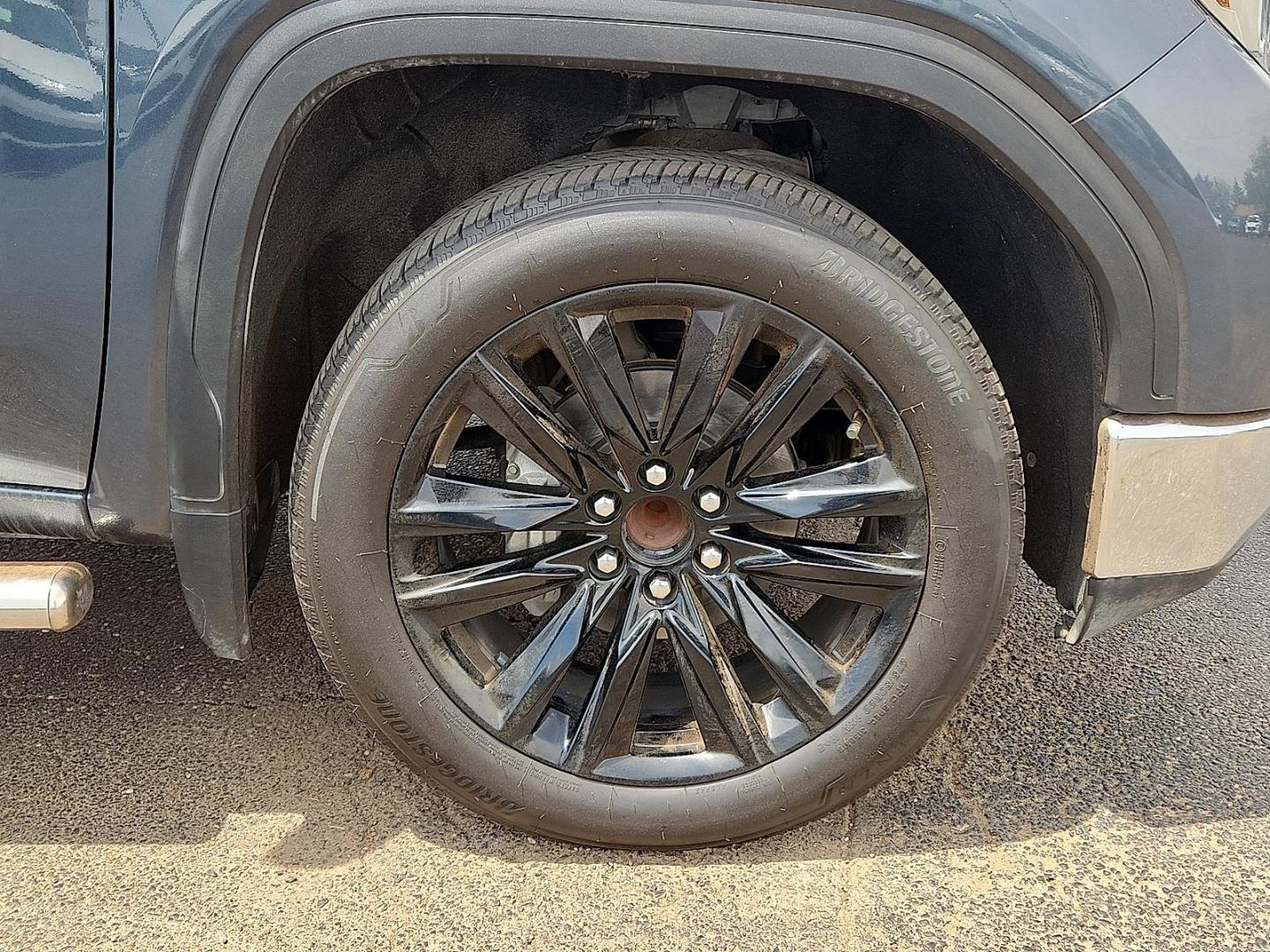 2020 GRAY /Jet Black - H0U GMC Sierra 1500 2WD Crew Cab Short Box SLE (3GTP8BED7LG) with an 5.3L EcoTec3 V8 Engine engine, located at 4110 Avenue Q, Lubbock, 79412, 33.556553, -101.855820 - 05/16/2026 KEY IN ENVELOPE GOD - Photo#4