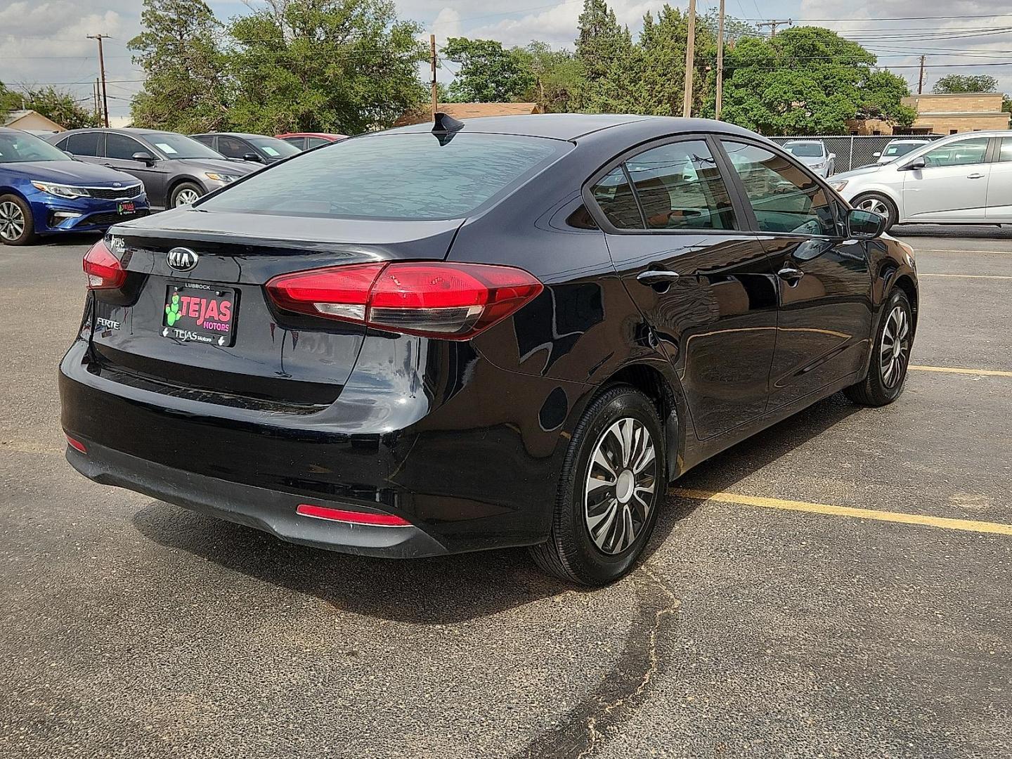 2018 BLACK /Gray - BGG Kia Forte LX (3KPFK4A7XJE) with an 2L I-4 DOHC, D-CVVT variable valve control, regular unleaded, engine with 147HP engine, located at 4110 Avenue Q, Lubbock, 79412, 33.556553, -101.855820 - 05/27/2026 KEY IN THE ENVELOPE GOD - Photo#3