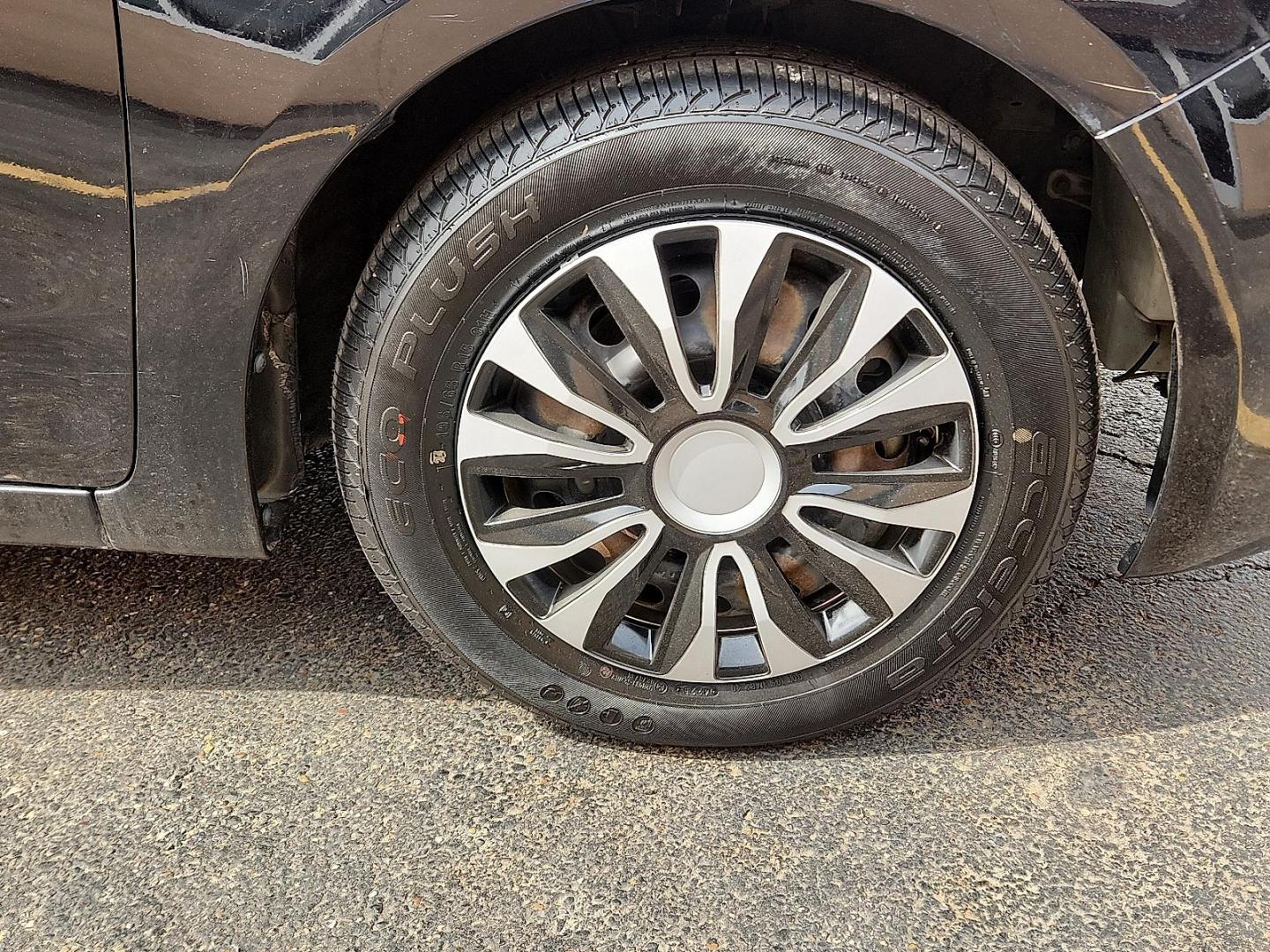 2018 BLACK /Gray - BGG Kia Forte LX (3KPFK4A7XJE) with an 2L I-4 DOHC, D-CVVT variable valve control, regular unleaded, engine with 147HP engine, located at 4110 Avenue Q, Lubbock, 79412, 33.556553, -101.855820 - 05/27/2026 KEY IN THE ENVELOPE GOD - Photo#4