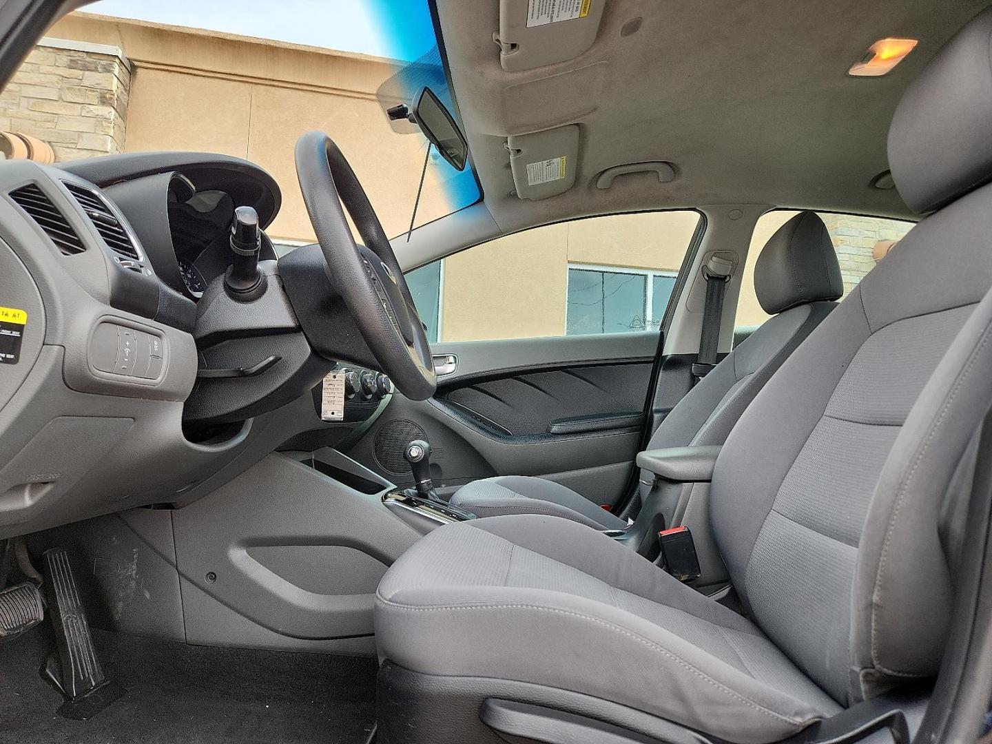 2018 BLACK /Gray - BGG Kia Forte LX (3KPFK4A7XJE) with an 2L I-4 DOHC, D-CVVT variable valve control, regular unleaded, engine with 147HP engine, located at 4110 Avenue Q, Lubbock, 79412, 33.556553, -101.855820 - 05/27/2026 KEY IN THE ENVELOPE GOD - Photo#7