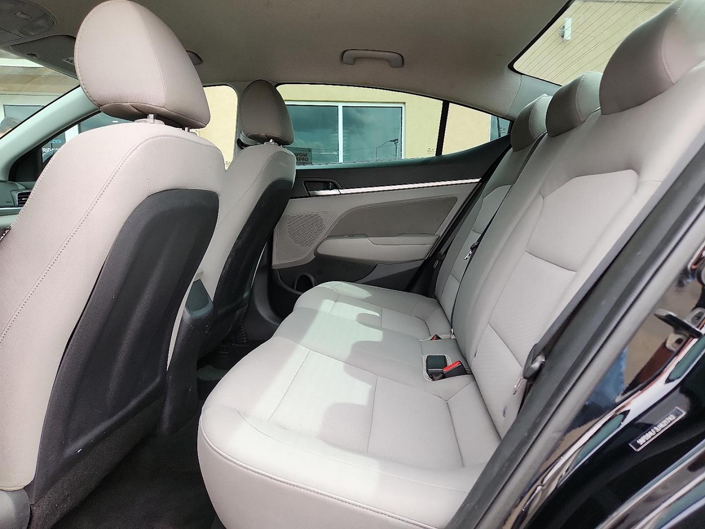 2020 BLACK /Gray - P1 Hyundai Elantra SEL (5NPD84LF3LH) with an Nu 2L I-4 DOHC, D-CVVT variable valve control, regular unleaded, engine with 147HP engine, located at 4110 Avenue Q, Lubbock, 79412, 33.556553, -101.855820 - 05/27/2026 KEY IN ENVELOPE GOD - Photo#5