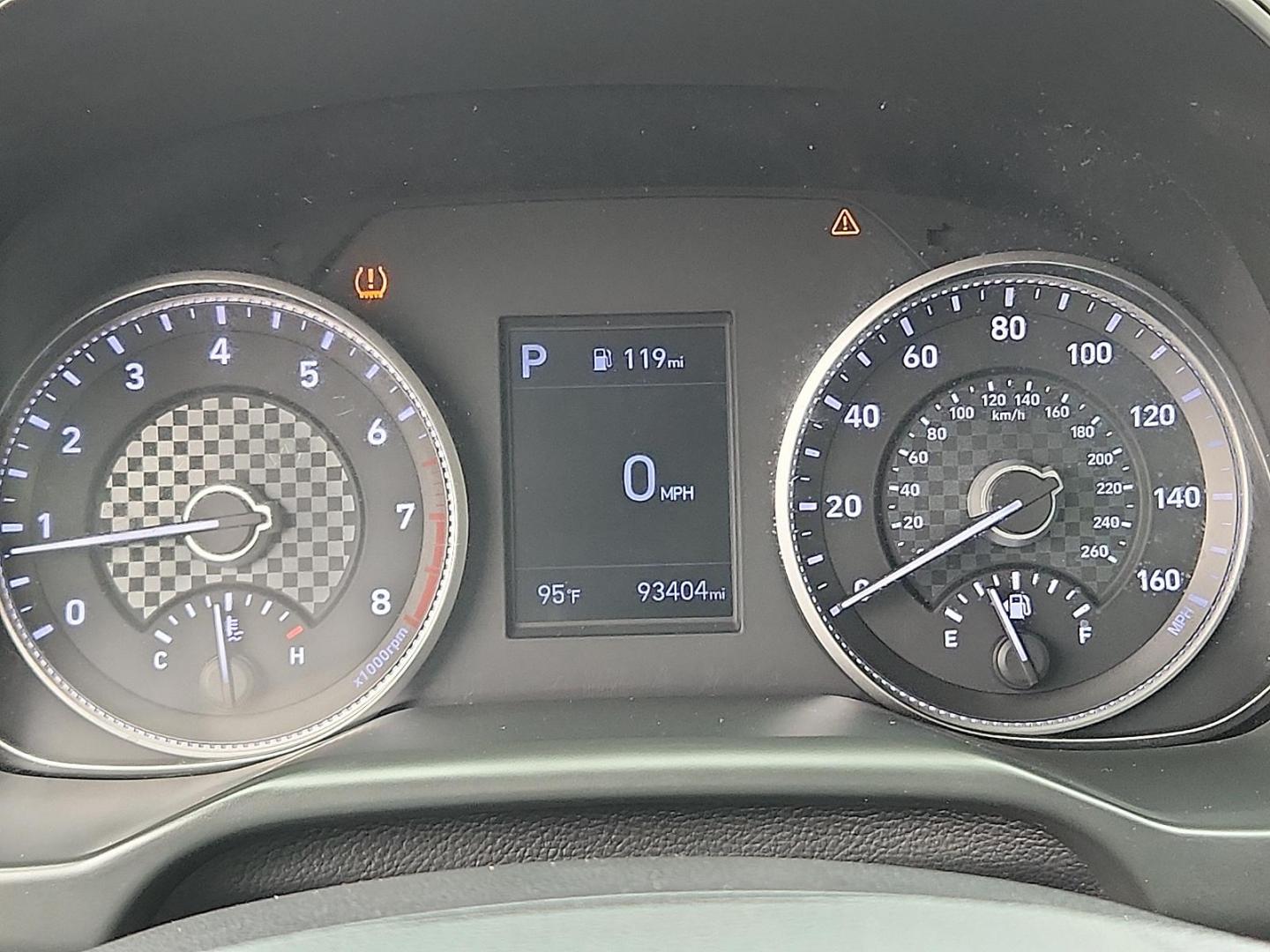 2020 BLACK /Gray - P1 Hyundai Elantra SEL (5NPD84LF3LH) with an Nu 2L I-4 DOHC, D-CVVT variable valve control, regular unleaded, engine with 147HP engine, located at 4110 Avenue Q, Lubbock, 79412, 33.556553, -101.855820 - 05/27/2026 KEY IN ENVELOPE GOD - Photo#9
