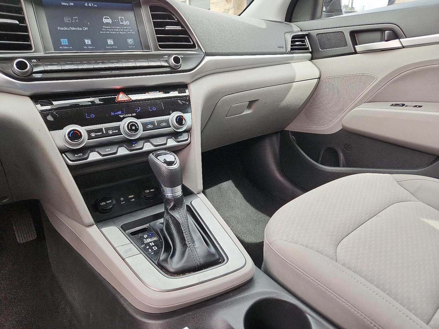 2020 BLACK /Gray - P1 Hyundai Elantra SEL (5NPD84LF3LH) with an Nu 2L I-4 DOHC, D-CVVT variable valve control, regular unleaded, engine with 147HP engine, located at 4110 Avenue Q, Lubbock, 79412, 33.556553, -101.855820 - 05/27/2026 KEY IN ENVELOPE GOD - Photo#11
