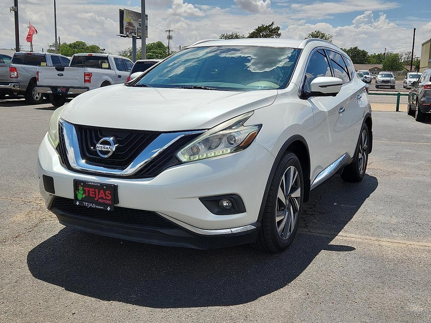 2016 WHITE /Beige - P Nissan Murano Platinum (5N1AZ2MG1GN) with an 3.5L V-6 DOHC, variable valve control, regular unleaded, engine with 260HP engine, located at 4110 Avenue Q, Lubbock, 79412, 33.556553, -101.855820 - 05/29/2026 WAITING ON CORRECTED REPO AFFIDAVIT GOD 06/03/2026 KEY IN ENVELOPE GOD - Photo#1