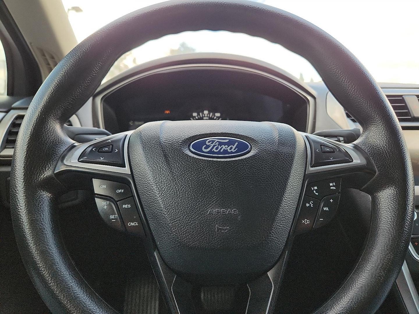 2018 BLUE /Ebony - DT Ford Fusion SE (3FA6P0HD0JR) with an EcoBoost 1.5L I-4 gasoline direct injection, DOHC, Ti-VCT variable valve control, intercooled turbo, regular unleaded, engine with 181HP engine, located at 4110 Avenue Q, Lubbock, 79412, 33.556553, -101.855820 - 06/03/2026 KEY IN ENVELOPE GOD - Photo#10