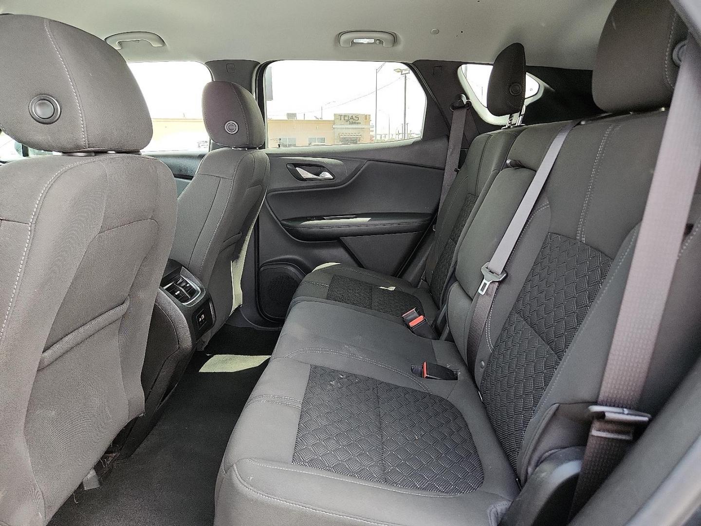 2019 GRAY /Jet Black - H0U Chevrolet Blazer (3GNKBCRS3KS) with an 3.6L V-6 gasoline direct injection, DOHC, VVT variable valve control, regular unleaded, engine with cylinder deactivation and 308HP engine, located at 4110 Avenue Q, Lubbock, 79412, 33.556553, -101.855820 - 06/10/2026 KEY IN ENVELOPE GOD - Photo#6