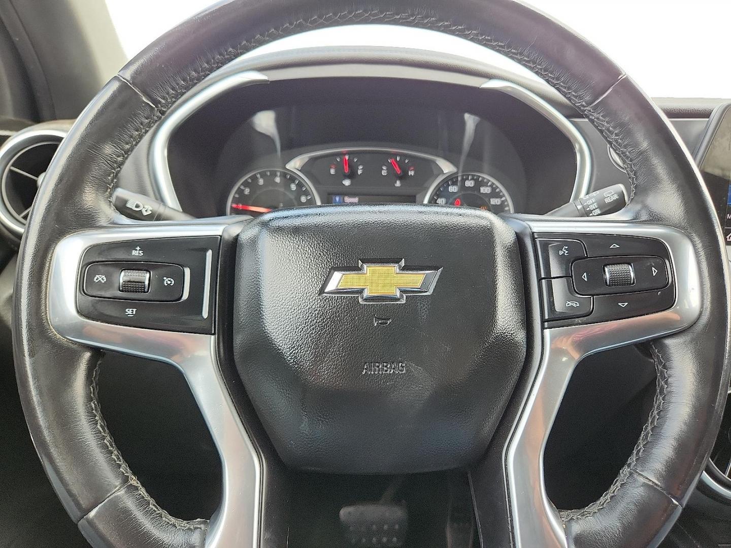 2019 GRAY /Jet Black - H0U Chevrolet Blazer (3GNKBCRS3KS) with an 3.6L V-6 gasoline direct injection, DOHC, VVT variable valve control, regular unleaded, engine with cylinder deactivation and 308HP engine, located at 4110 Avenue Q, Lubbock, 79412, 33.556553, -101.855820 - 06/10/2026 KEY IN ENVELOPE GOD - Photo#10