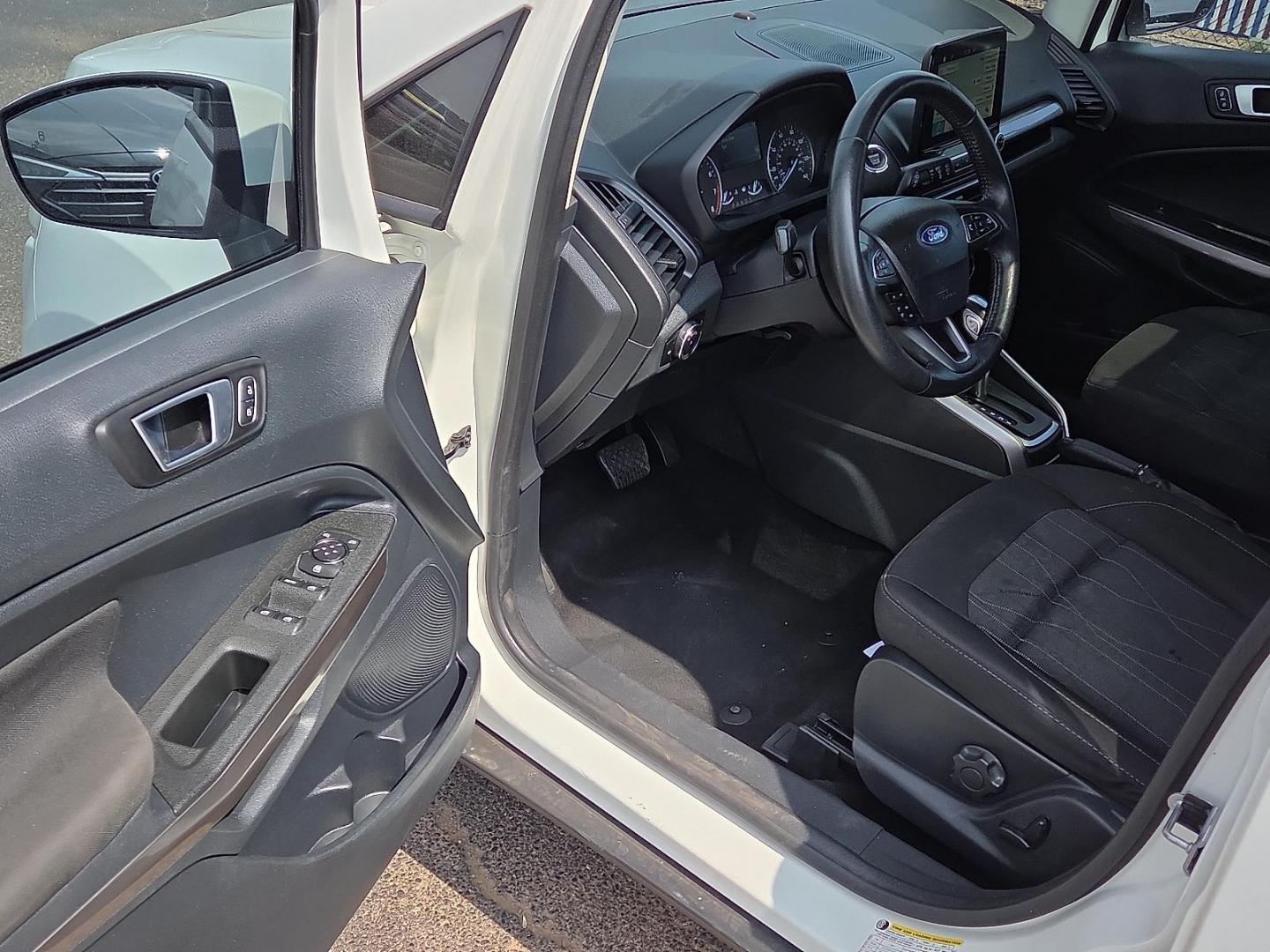 2019 Diamond White - ZA /Ebony Black - NB Ford EcoSport SE (MAJ3S2GE8KC) with an EcoBoost 1L I-3 gasoline direct injection, DOHC, variable valve control, intercooled turbo, regular unleaded, engine with 123HP engine, located at 4110 Avenue Q, Lubbock, 79412, 33.556553, -101.855820 - 06/20/2026 KEY IN ENVELOPE GOD - Photo#9