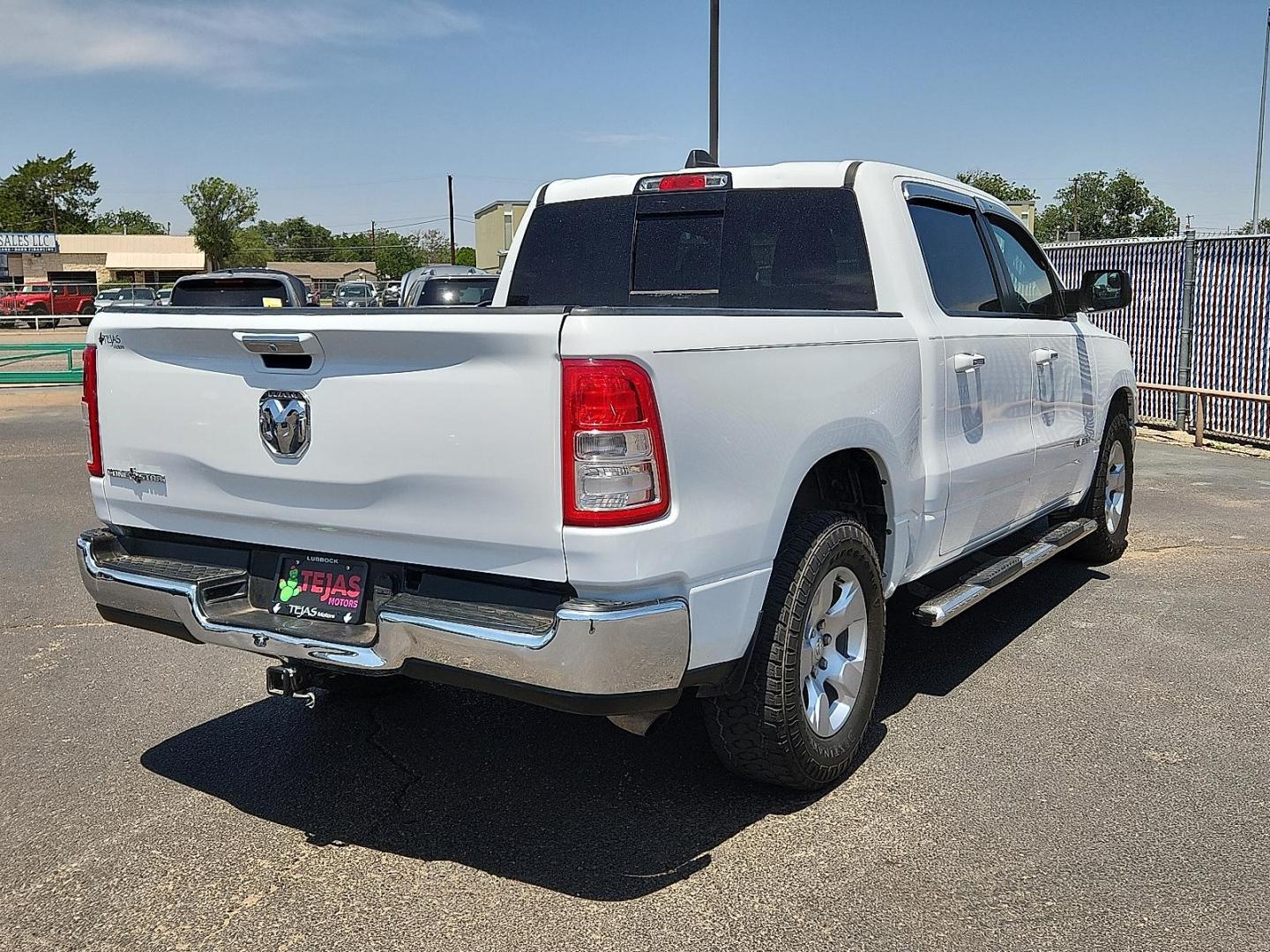 2019 WHITE /Diesel Gray/Black - X8 Ram 1500 Big Horn/Lone Star Crew Cab 4x2 5'7" Box (1C6RREFG4KN) with an 3.6L V-6 DOHC, variable valve control, regular unleaded, engine with 305HP engine, located at 4110 Avenue Q, Lubbock, 79412, 33.556553, -101.855820- Photo#3