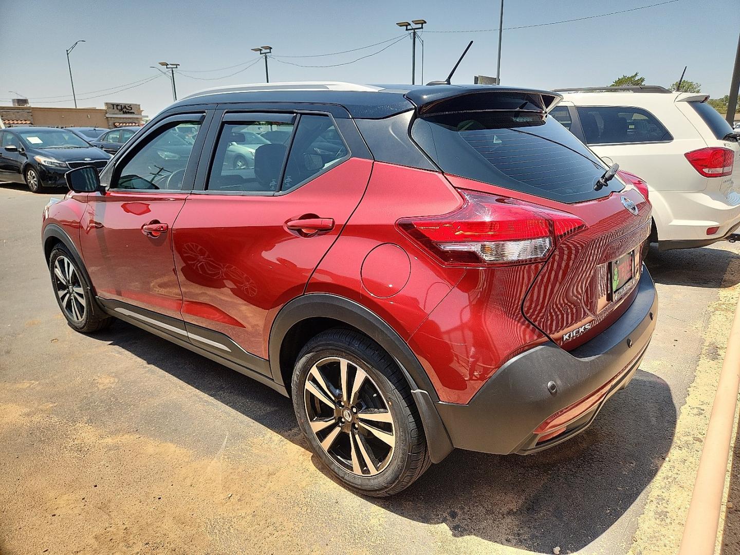 2020 RED Nissan Kicks SR Xtronic CVT (3N1CP5DV8LL) with an 1.6L I-4 DOHC, CVTCS variable valve control, regular unleaded, engine with 122HP engine, located at 4110 Avenue Q, Lubbock, 79412, 33.556553, -101.855820 - 07/11/2026 KEY IN ENVELOPE GOD- Photo#2