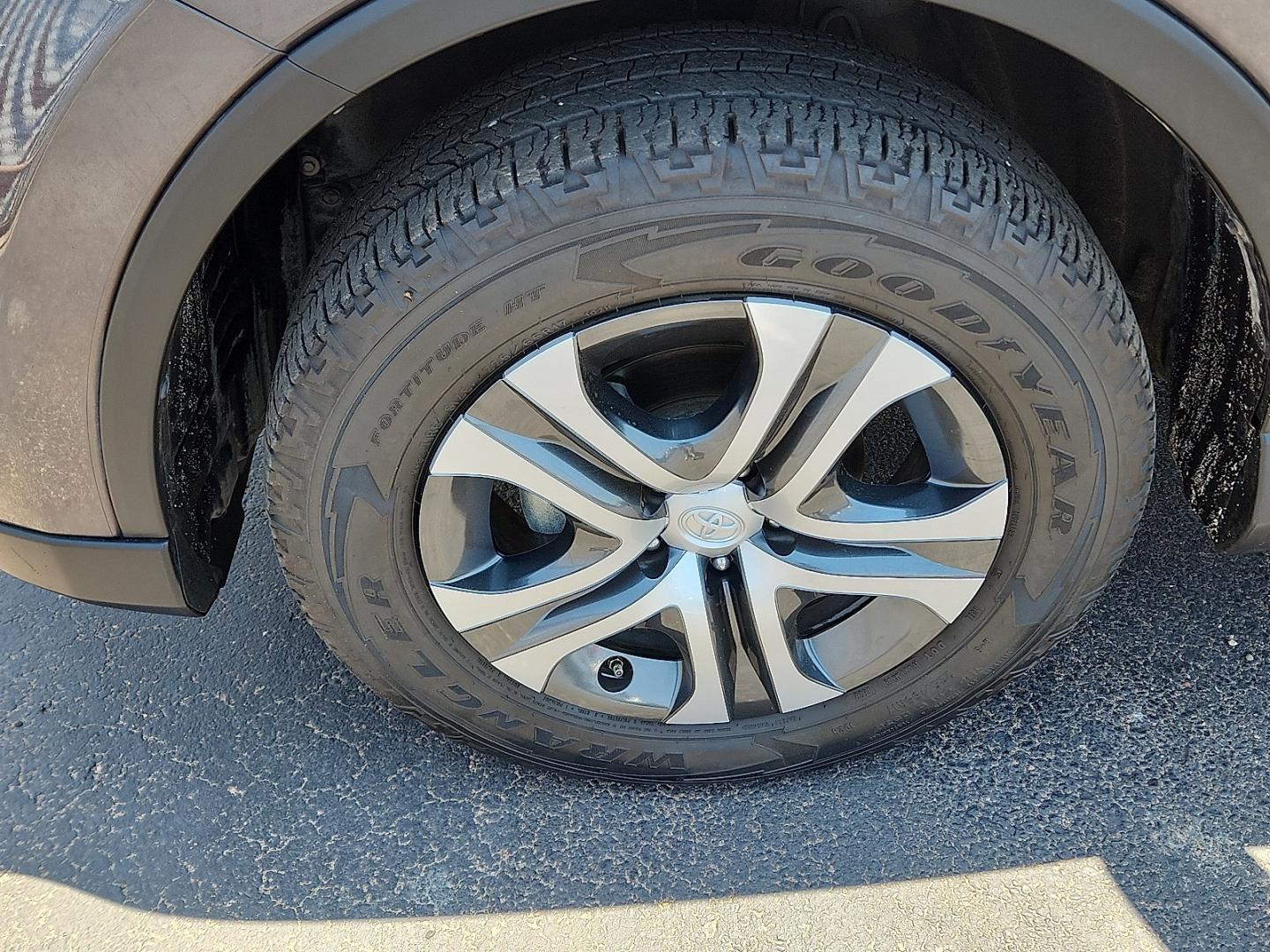 2017 GRAY /Black - 20 Toyota RAV4 LE (2T3ZFREVXHW) with an 2.5L I-4 DOHC, VVT-i variable valve control, regular unleaded, engine with 176HP engine, located at 4110 Avenue Q, Lubbock, 79412, 33.556553, -101.855820 - 07/112026 KEY IN ENVELOPE GOD- Photo#4