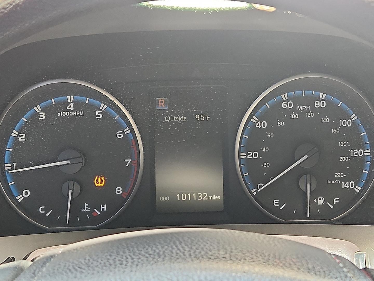 2017 GRAY /Black - 20 Toyota RAV4 LE (2T3ZFREVXHW) with an 2.5L I-4 DOHC, VVT-i variable valve control, regular unleaded, engine with 176HP engine, located at 4110 Avenue Q, Lubbock, 79412, 33.556553, -101.855820 - 07/112026 KEY IN ENVELOPE GOD- Photo#9