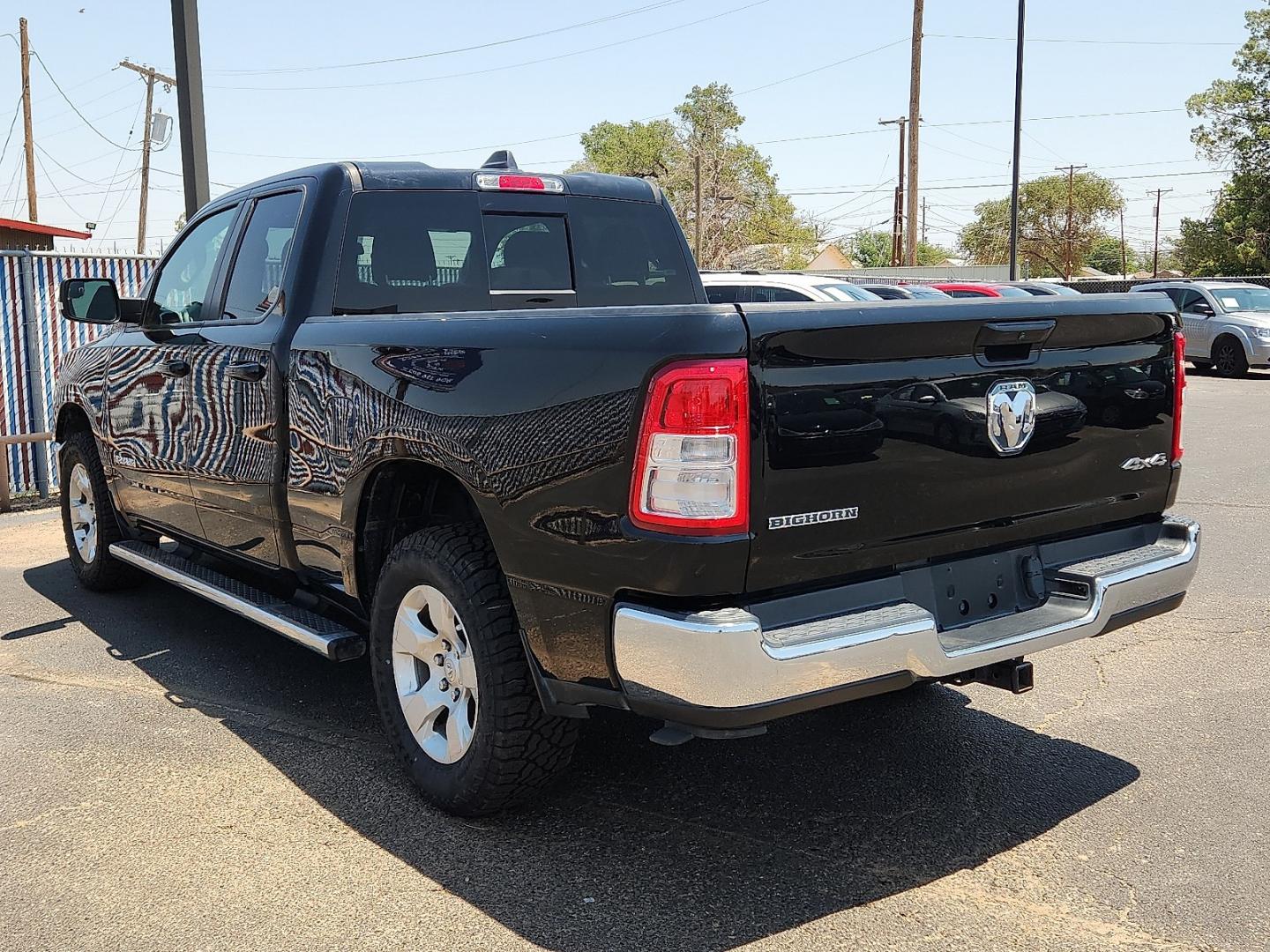 2022 BLACK /Black - X9 Ram 1500 Big Horn Quad Cab 4x4 6'4" Box (1C6RRFBG2NN) with an 3.6L V-6 DOHC, variable valve control, regular unleaded, engine with 305HP engine, located at 4110 Avenue Q, Lubbock, 79412, 33.556553, -101.855820- Photo#2