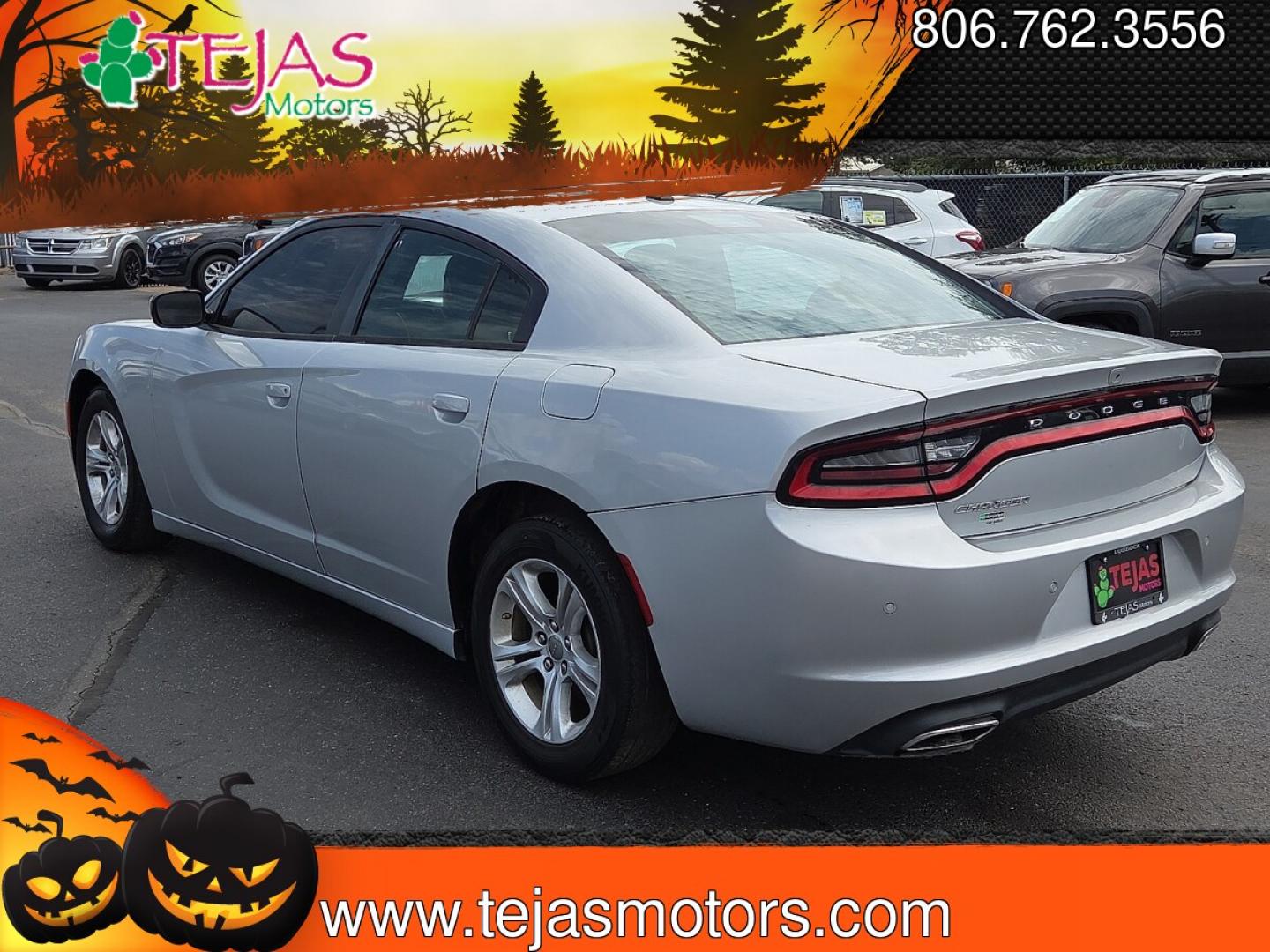 2022 Triple Nickel Clearcoat - PSE /Black - X9 Dodge Charger SXT RWD (2C3CDXBG6NH) with an Pentastar 3.6L V-6 DOHC, variable valve control, regular unleaded, engine with 292HP engine, located at 4110 Avenue Q, Lubbock, 79412, 33.556553, -101.855820- Photo#3