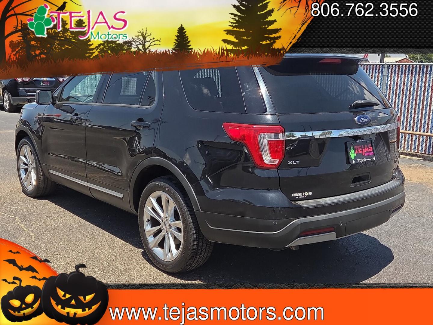 2019 Agate Black Metallic - UM /Medium Stone/Medium Light Stone - 8L Ford Explorer XLT (1FM5K7D82KG) with an 3.5L Ti-VCT V6 Flex Fuel Engine engine, located at 4110 Avenue Q, Lubbock, 79412, 33.556553, -101.855820 - 07/18/2026 KEY IN ENVELOPE GOD- Photo#3