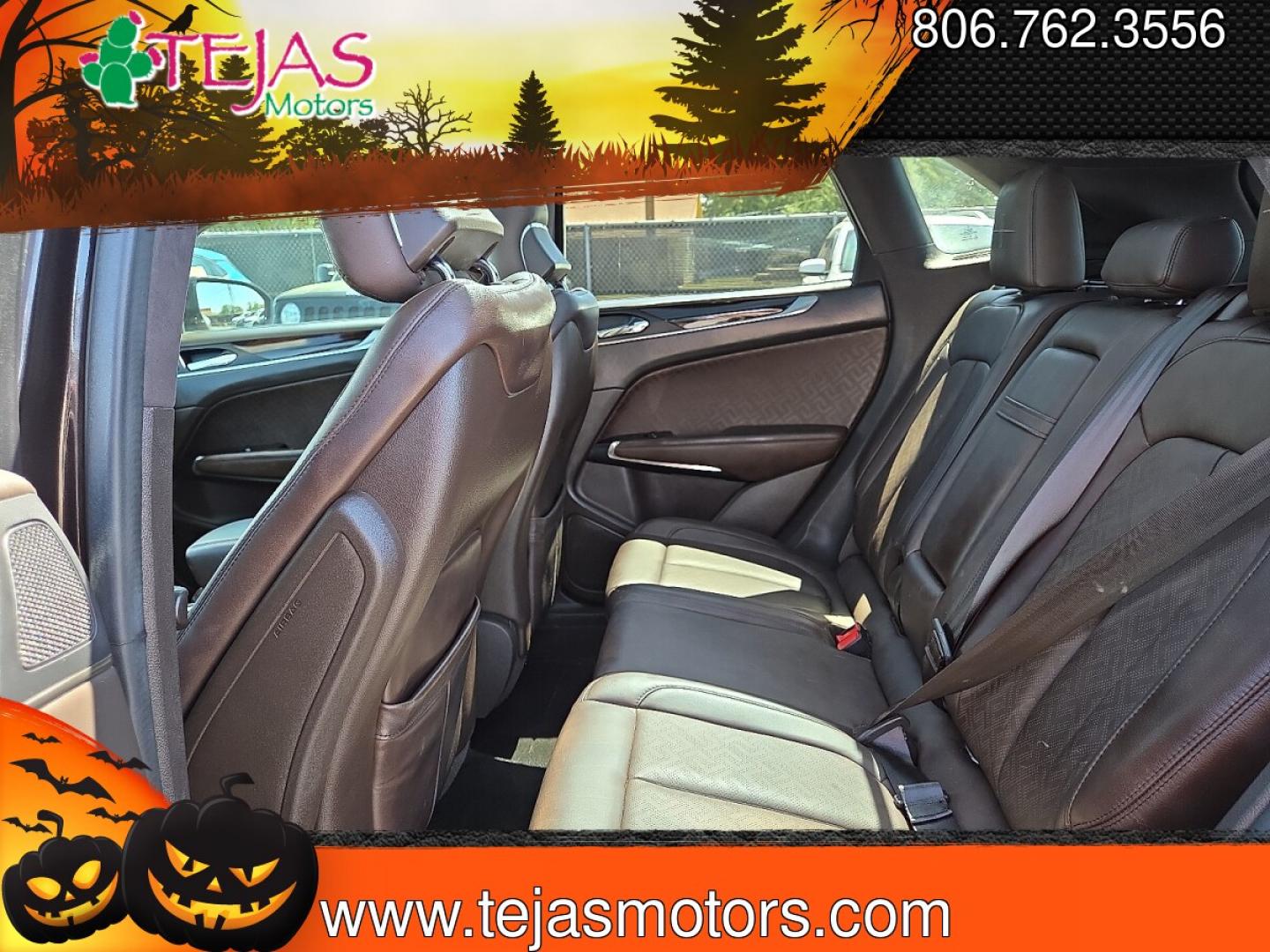 2017 Diamond Black Metallic - W9 /Ganache - 36 Lincoln MKC Black Label (5LMCJ4C92HU) with an 2L I-4 gasoline direct injection, DOHC, variable valve control, intercooled turbo, premium unleaded, engine with 240HP engine, located at 4110 Avenue Q, Lubbock, 79412, 33.556553, -101.855820 - 07/29/2026 KEY IN ENVELOPE GOD- Photo#7