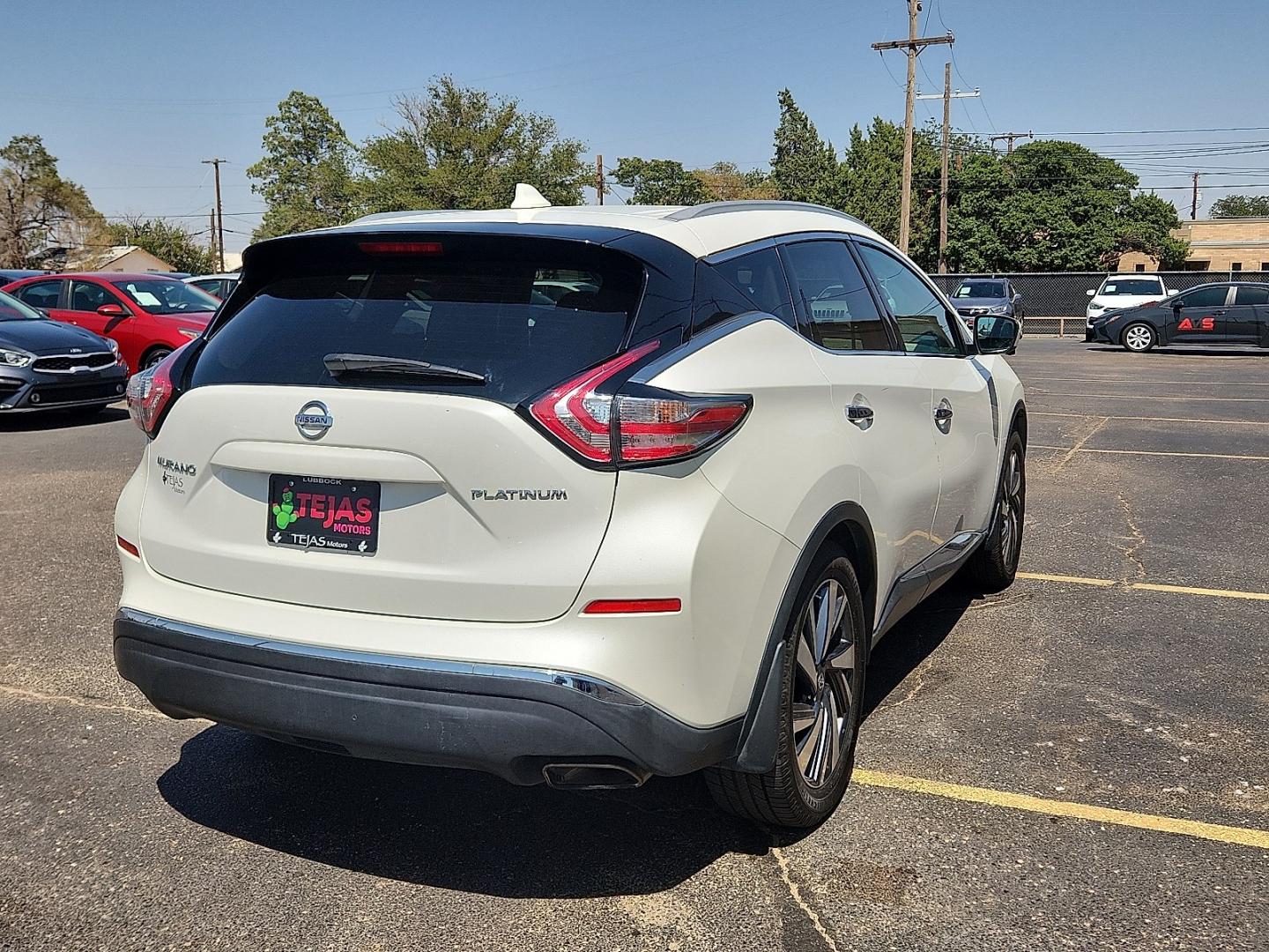 2017 WHITE /Cashmere - P Nissan Murano Platinum (5N1AZ2MG0HN) with an 3.5L V-6 DOHC, variable valve control, regular unleaded, engine with 260HP engine, located at 4110 Avenue Q, Lubbock, 79412, 33.556553, -101.855820 - 07/29/2026 KEY IN ENVELOPE GOD- Photo#3