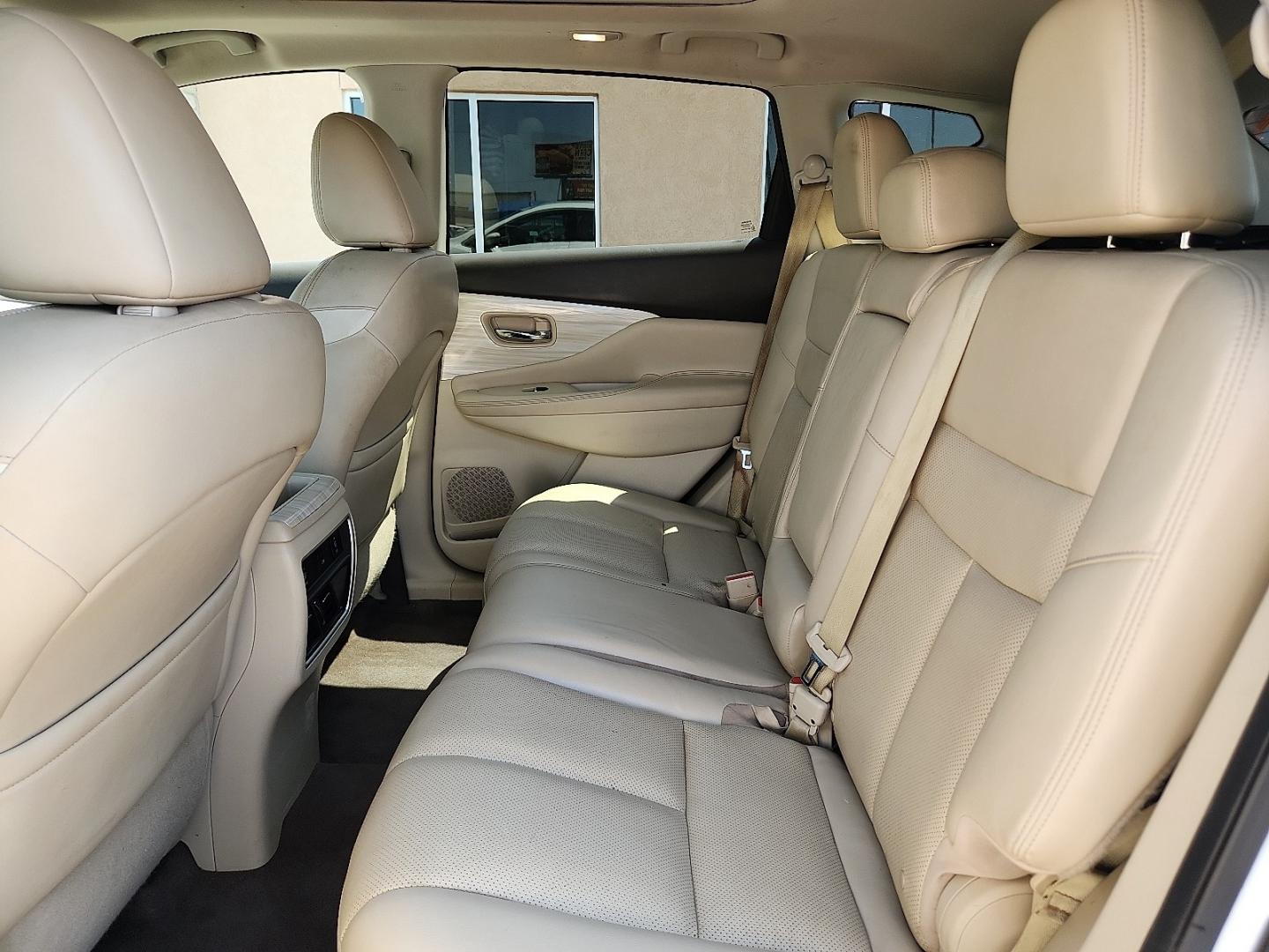 2017 WHITE /Cashmere - P Nissan Murano Platinum (5N1AZ2MG0HN) with an 3.5L V-6 DOHC, variable valve control, regular unleaded, engine with 260HP engine, located at 4110 Avenue Q, Lubbock, 79412, 33.556553, -101.855820 - 07/29/2026 KEY IN ENVELOPE GOD- Photo#5