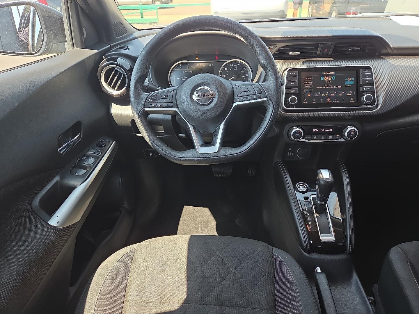2020 Super Black /Charcoal - G Nissan Kicks SV Xtronic CVT (3N1CP5CV9LL) with an 1.6L I-4 DOHC, CVTCS variable valve control, regular unleaded, engine with 122HP engine, located at 4110 Avenue Q, Lubbock, 79412, 33.556553, -101.855820 - 07/31/2026 KEY IN ENVELOPE GOD- Photo#8