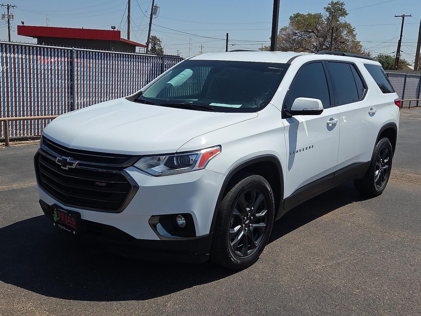 2019 Summit White - GAZ /Jet Black - H0Y Chevrolet Traverse RS (1GNERJKW1KJ) with an 3.6L V-6 gasoline direct injection, DOHC, VVT variable valve control, regular unleaded, engine with 310HP engine, located at 4110 Avenue Q, Lubbock, 79412, 33.556553, -101.855820 - 07/31/2026 KEY IN ENVELOPE GOD- Photo#4