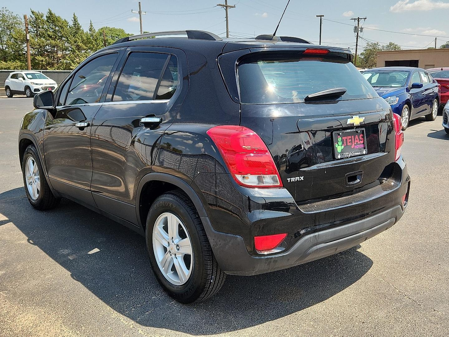 2020 BLACK /Jet Black - AES Chevrolet Trax FWD LT (KL7CJLSB2LB) with an ECOTEC 1.4L I-4 DOHC, variable valve control, intercooled turbo, regular unleaded, engine with 138HP engine, located at 4110 Avenue Q, Lubbock, 79412, 33.556553, -101.855820- Photo#2