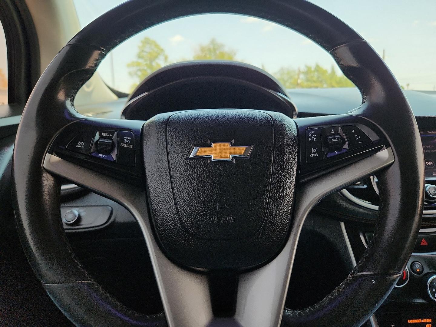 2020 BLACK /Jet Black - AES Chevrolet Trax FWD LT (KL7CJLSB2LB) with an ECOTEC 1.4L I-4 DOHC, variable valve control, intercooled turbo, regular unleaded, engine with 138HP engine, located at 4110 Avenue Q, Lubbock, 79412, 33.556553, -101.855820- Photo#10