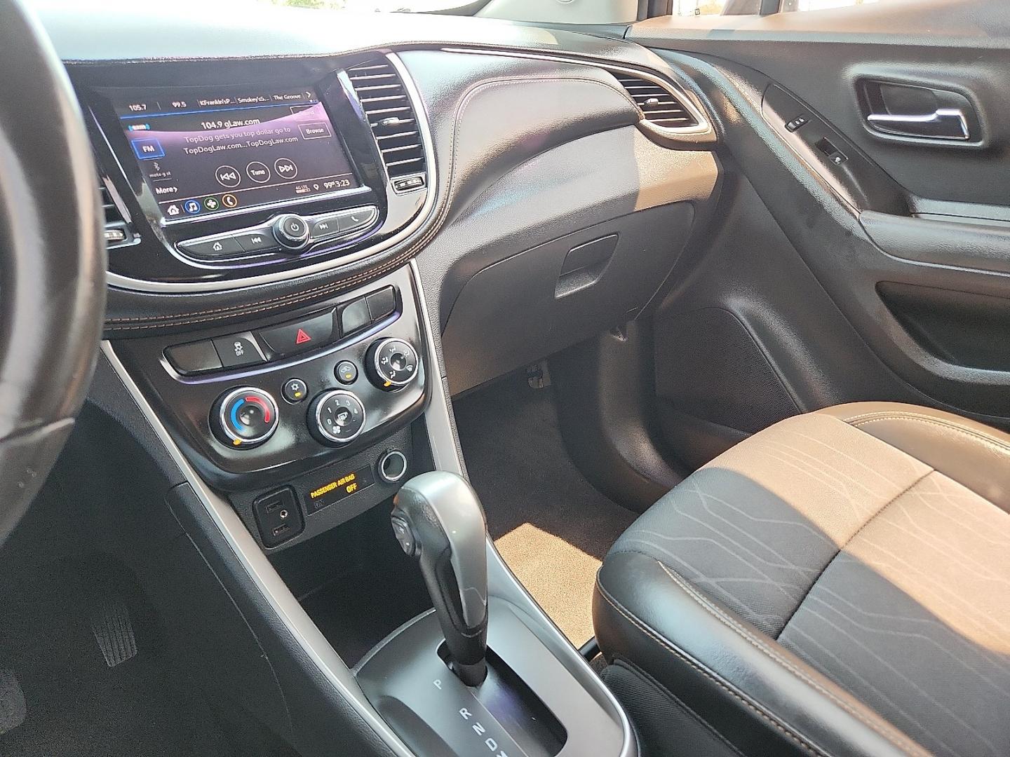 2020 BLACK /Jet Black - AES Chevrolet Trax FWD LT (KL7CJLSB2LB) with an ECOTEC 1.4L I-4 DOHC, variable valve control, intercooled turbo, regular unleaded, engine with 138HP engine, located at 4110 Avenue Q, Lubbock, 79412, 33.556553, -101.855820- Photo#11