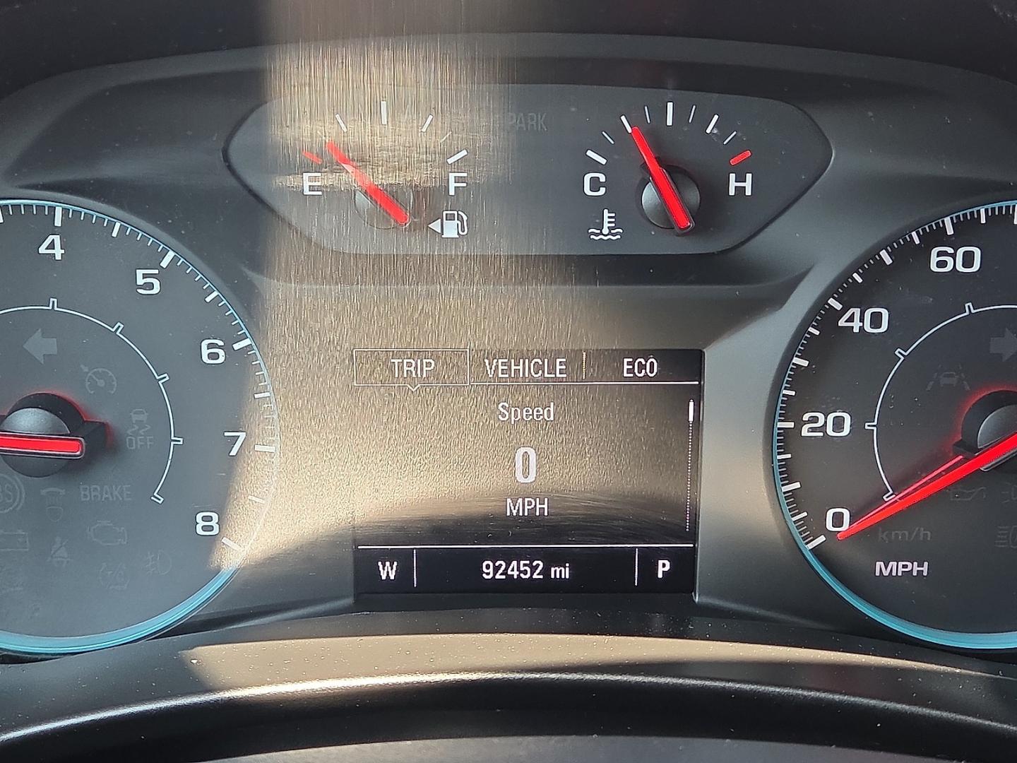 2020 Summit White - GAZ /Medium Ash Gray - H72 Chevrolet Equinox FWD LS (3GNAXHEV1LS) with an 1.5L I-4 gasoline direct injection, DOHC, VVT variable valve control, intercooled turbo, regular unleaded, engine with 170HP engine, located at 4110 Avenue Q, Lubbock, 79412, 33.556553, -101.855820- Photo#9