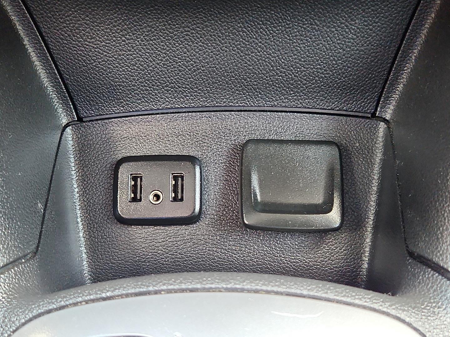 2019 Black /Grey Chevrolet Cruze LS (3G1BC6SM5KS) with an 1.4L I-4 gasoline direct injection, DOHC, VVT variable valve control, intercooled turbo, regular unleaded, engine with 153HP engine, located at 4110 Avenue Q, Lubbock, 79412, 33.556553, -101.855820 - 08/08/2026 KEY IN ENVELOPE GOD- Photo#10