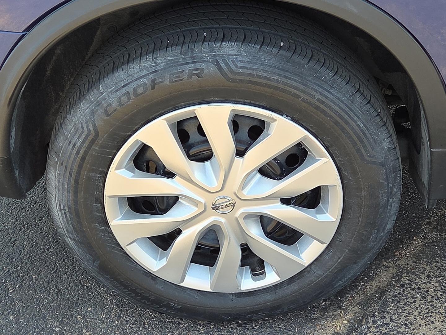 2018 Caspian Blue - RBY /Charcoal - G Nissan Rogue S (KNMAT2MT5JP) with an 2.5L I-4 DOHC, variable valve control, regular unleaded, engine with 170HP engine, located at 4110 Avenue Q, Lubbock, 79412, 33.556553, -101.855820 - 08/08/2026 KEY IN ENVELOPE GOD- Photo#5