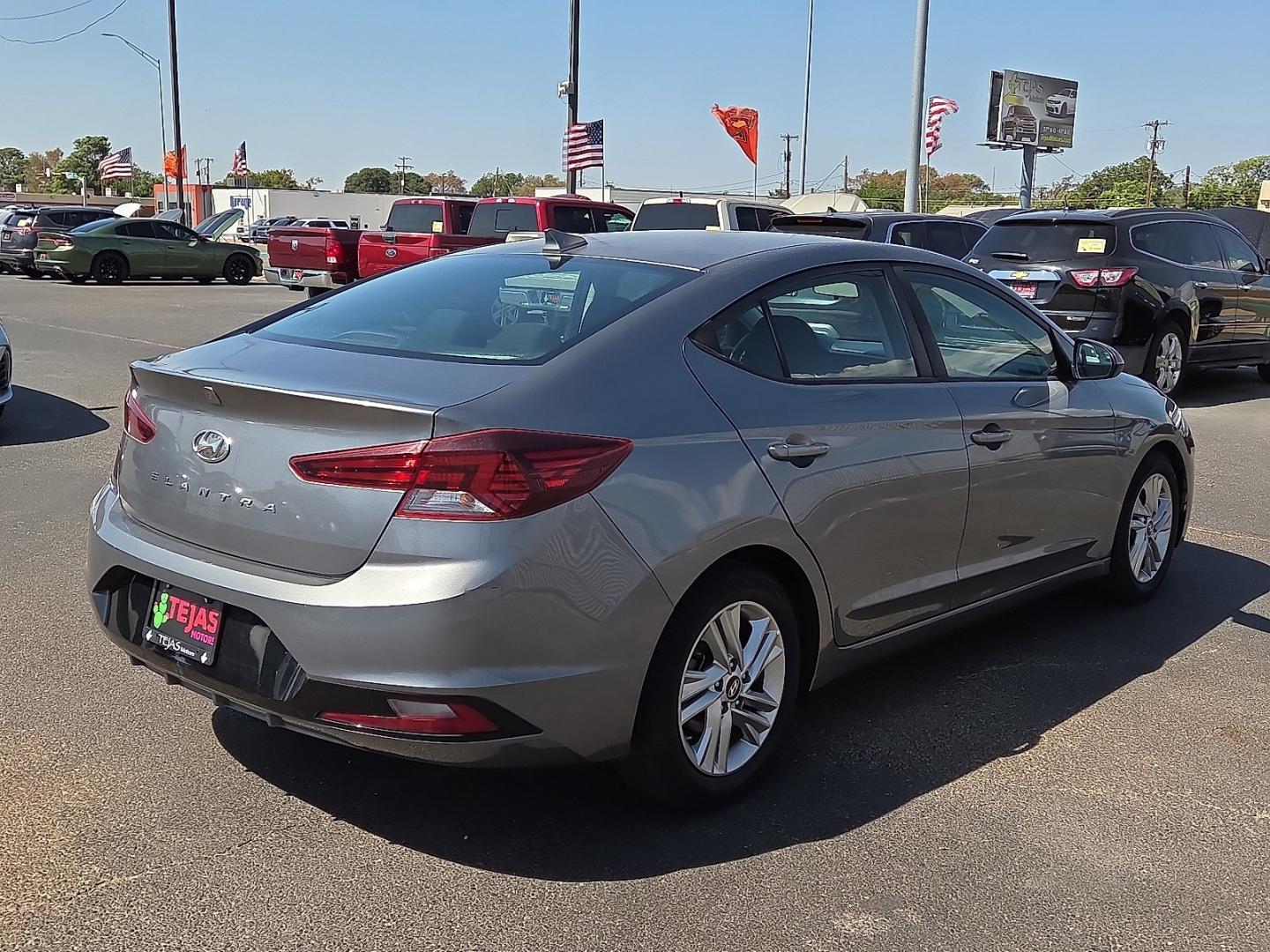 2019 Machine Gray - 2C /Black - C1 Hyundai Elantra SEL (5NPD84LF8KH) with an Nu 2L I-4 DOHC, D-CVVT variable valve control, regular unleaded, engine with 147HP engine, located at 4110 Avenue Q, Lubbock, 79412, 33.556553, -101.855820 - 08/22/2026 KEY IN ENVELOPE GOD- Photo#2
