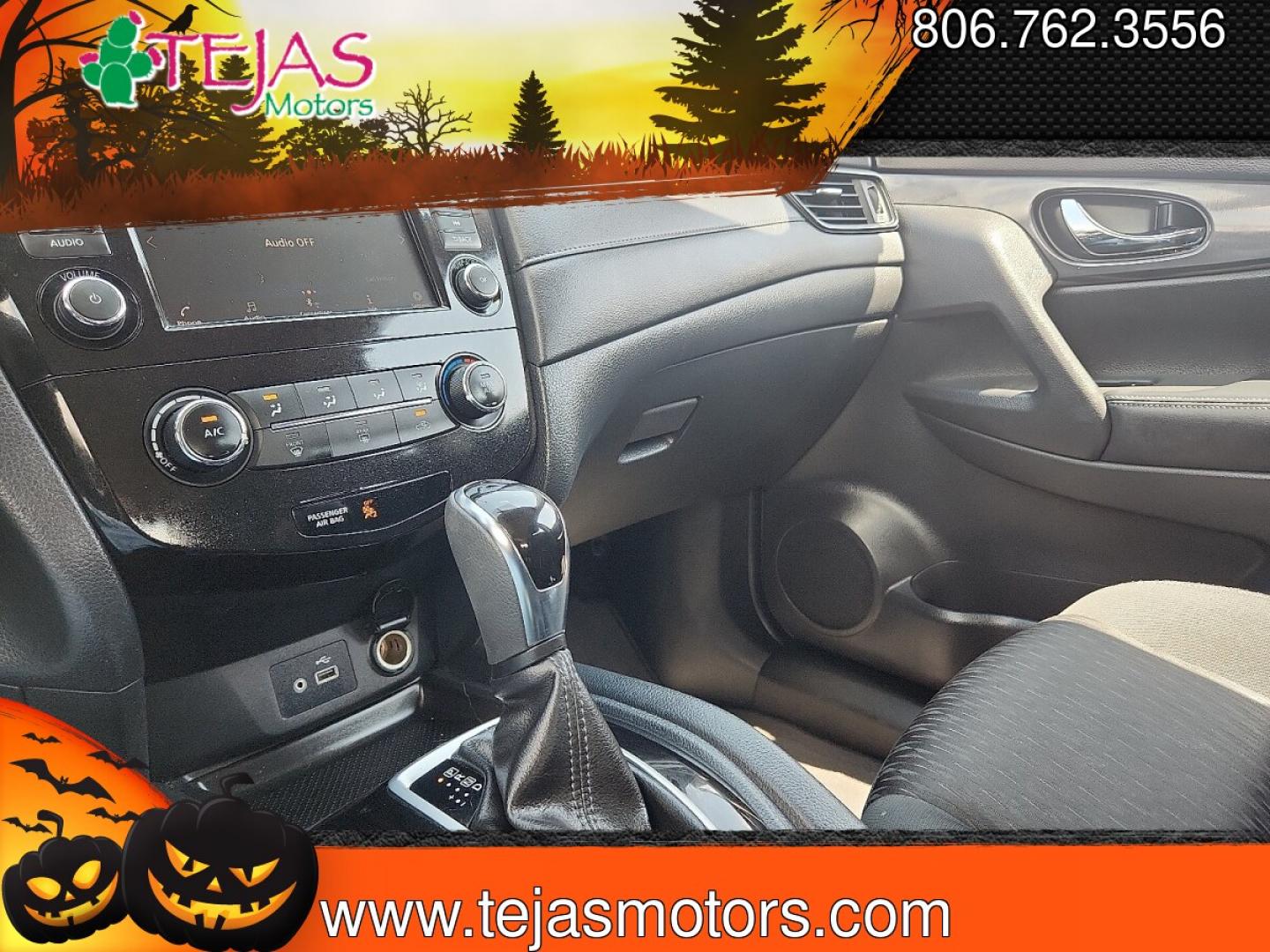 2018 GRAY /Charcoal - G Nissan Rogue S (KNMAT2MT3JP) with an 2.5L I-4 DOHC, variable valve control, regular gasoline, engine with 170HP engine, located at 4110 Avenue Q, Lubbock, 79412, 33.556553, -101.855820 - 08/28/2026 KEY IN ENVELOPE GOD- Photo#12
