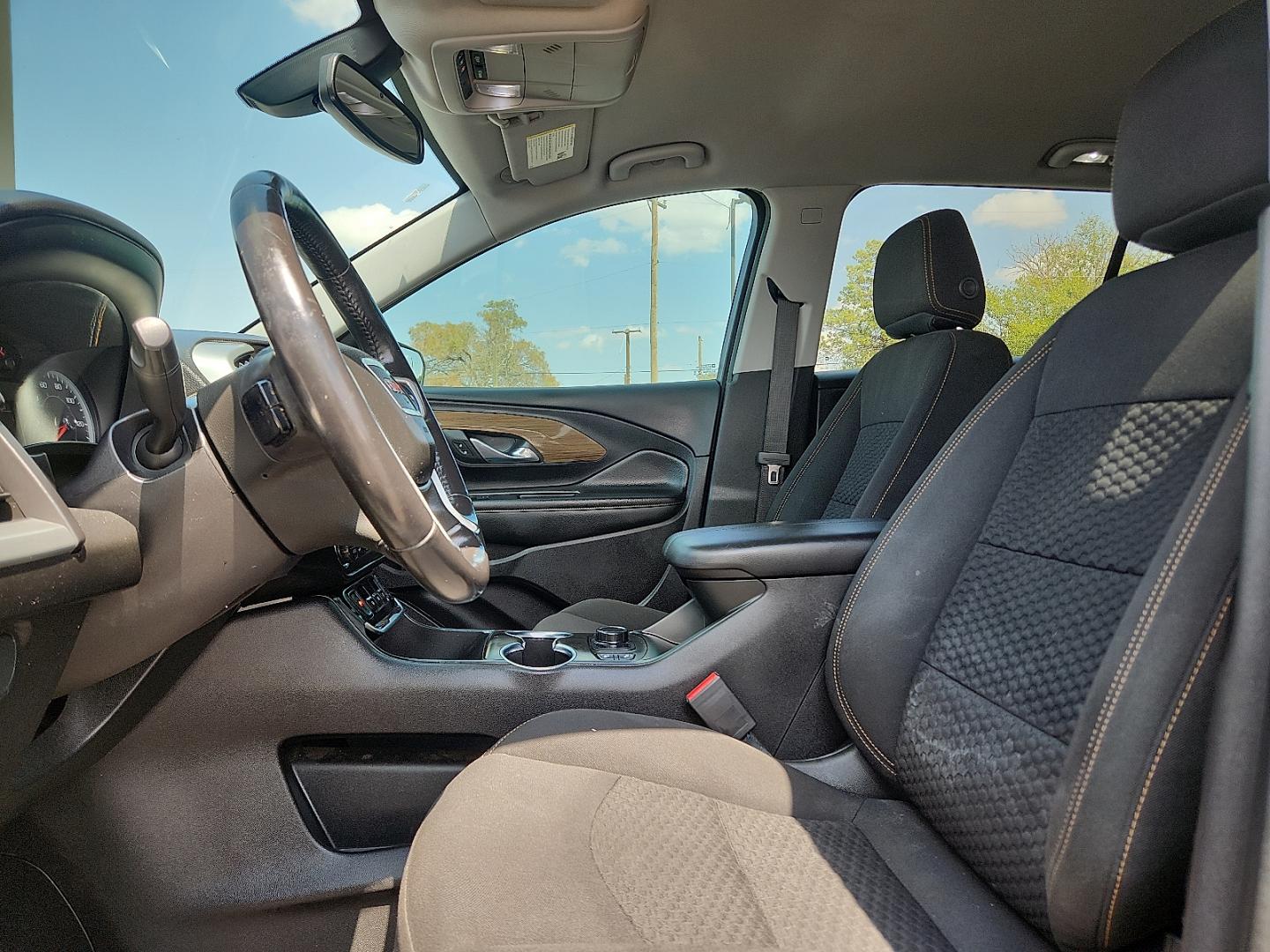 2018 GRAY GMC Terrain SLE (3GKALMEV7JL) with an 1.5L I-4 direct injection, DOHC, variable valve control, intercooled turbo, regular gasoline, engine with 170HP engine, located at 4110 Avenue Q, Lubbock, 79412, 33.556553, -101.855820 - 08/28/2026 KEY IN ENVELOPE GOD- Photo#7