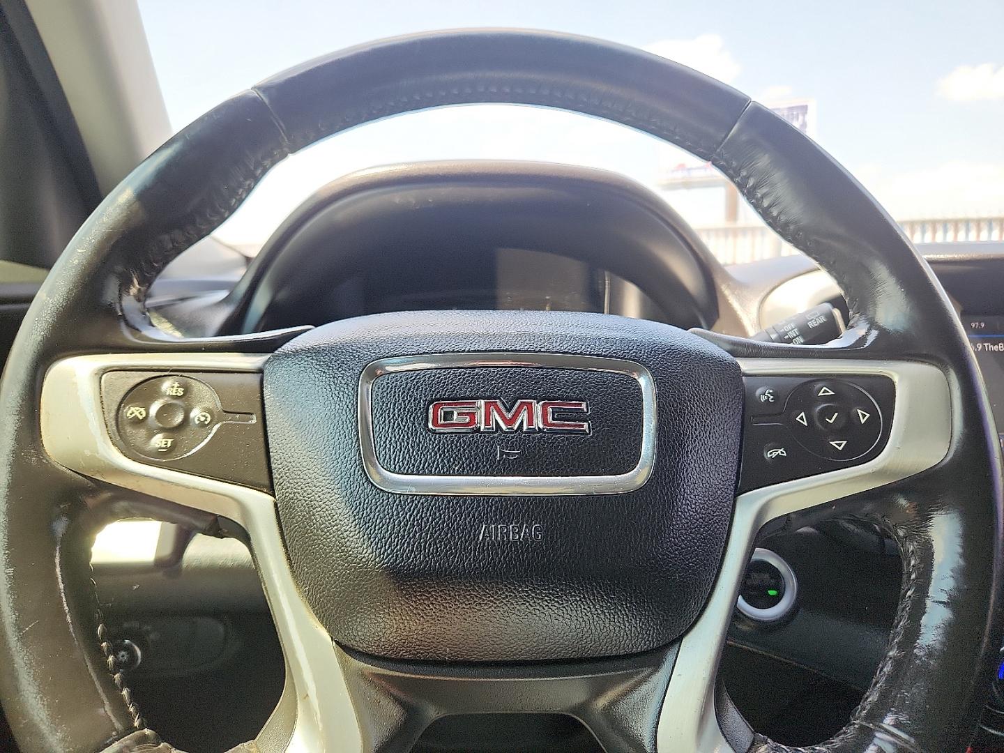 2018 GRAY GMC Terrain SLE (3GKALMEV7JL) with an 1.5L I-4 direct injection, DOHC, variable valve control, intercooled turbo, regular gasoline, engine with 170HP engine, located at 4110 Avenue Q, Lubbock, 79412, 33.556553, -101.855820 - 08/28/2026 KEY IN ENVELOPE GOD- Photo#10