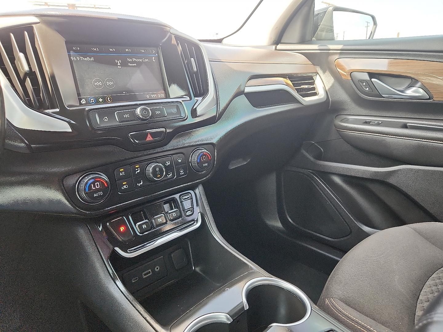 2018 GRAY GMC Terrain SLE (3GKALMEV7JL) with an 1.5L I-4 direct injection, DOHC, variable valve control, intercooled turbo, regular gasoline, engine with 170HP engine, located at 4110 Avenue Q, Lubbock, 79412, 33.556553, -101.855820 - 08/28/2026 KEY IN ENVELOPE GOD- Photo#11