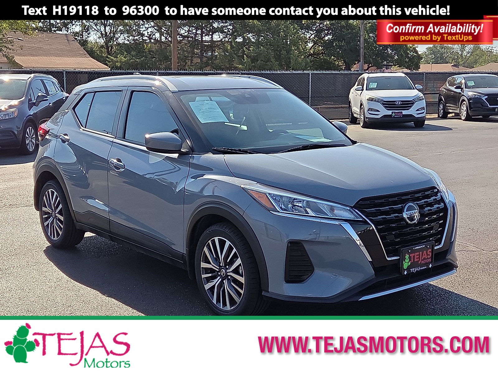 photo of 2021 Nissan Kicks SV Xtronic CVT