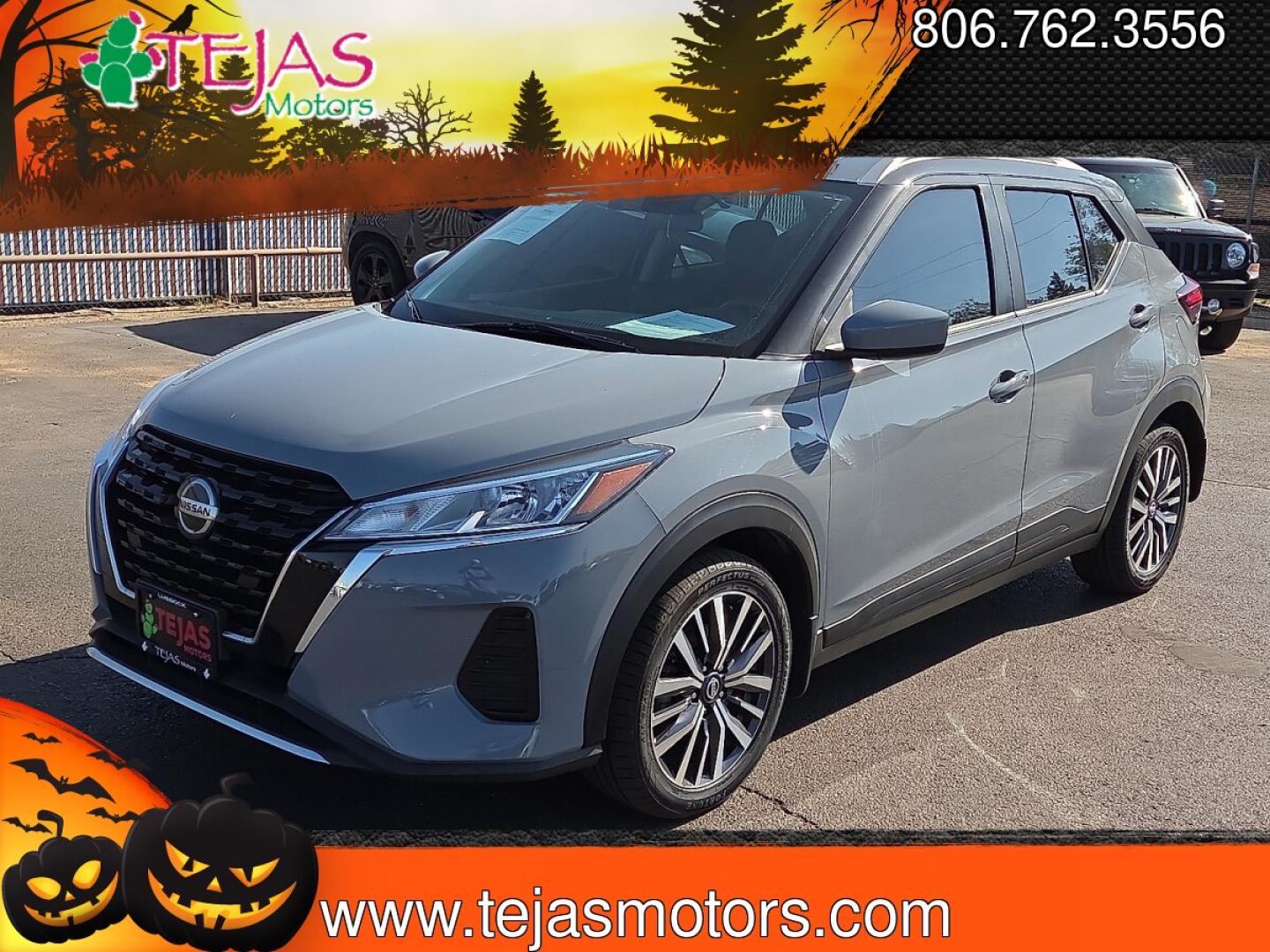 2021 Boulder Gray Pearl - KBY /Charcoal - G Nissan Kicks SV Xtronic CVT (3N1CP5CV7ML) with an 1.6L I-4 DOHC, CVTCS variable valve control, regular gasoline, engine with 122HP engine, located at 4110 Avenue Q, Lubbock, 79412, 33.556553, -101.855820- Photo#4