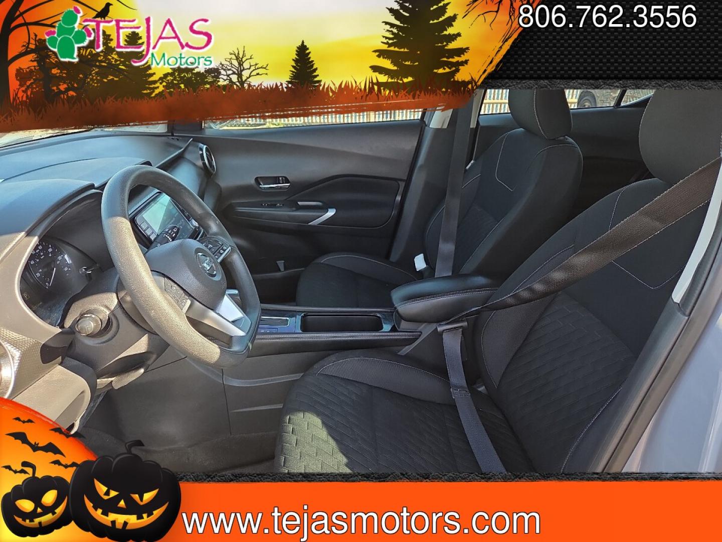 2021 Boulder Gray Pearl - KBY /Charcoal - G Nissan Kicks SV Xtronic CVT (3N1CP5CV7ML) with an 1.6L I-4 DOHC, CVTCS variable valve control, regular gasoline, engine with 122HP engine, located at 4110 Avenue Q, Lubbock, 79412, 33.556553, -101.855820- Photo#10