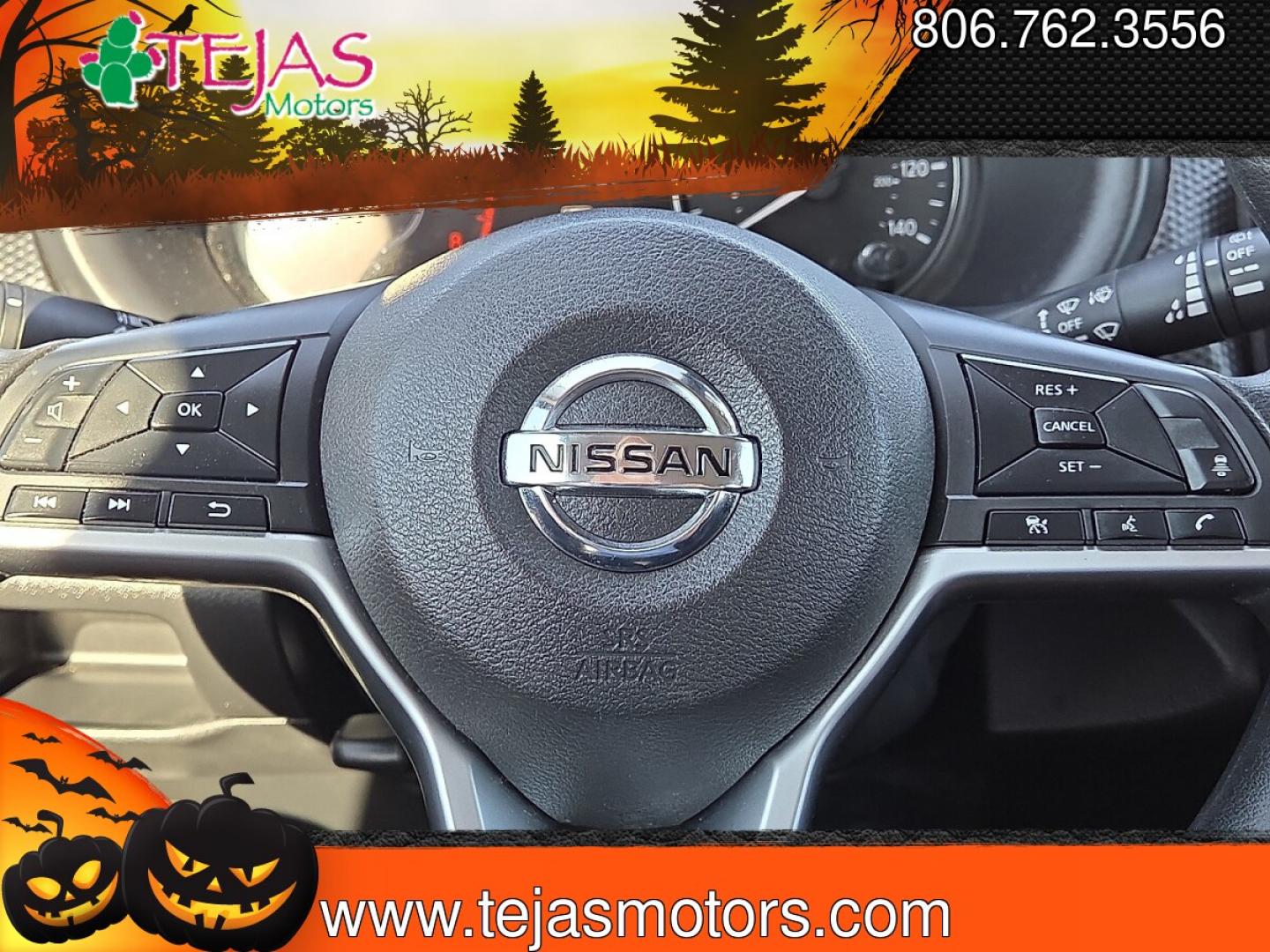 2021 Boulder Gray Pearl - KBY /Charcoal - G Nissan Kicks SV Xtronic CVT (3N1CP5CV7ML) with an 1.6L I-4 DOHC, CVTCS variable valve control, regular gasoline, engine with 122HP engine, located at 4110 Avenue Q, Lubbock, 79412, 33.556553, -101.855820- Photo#12